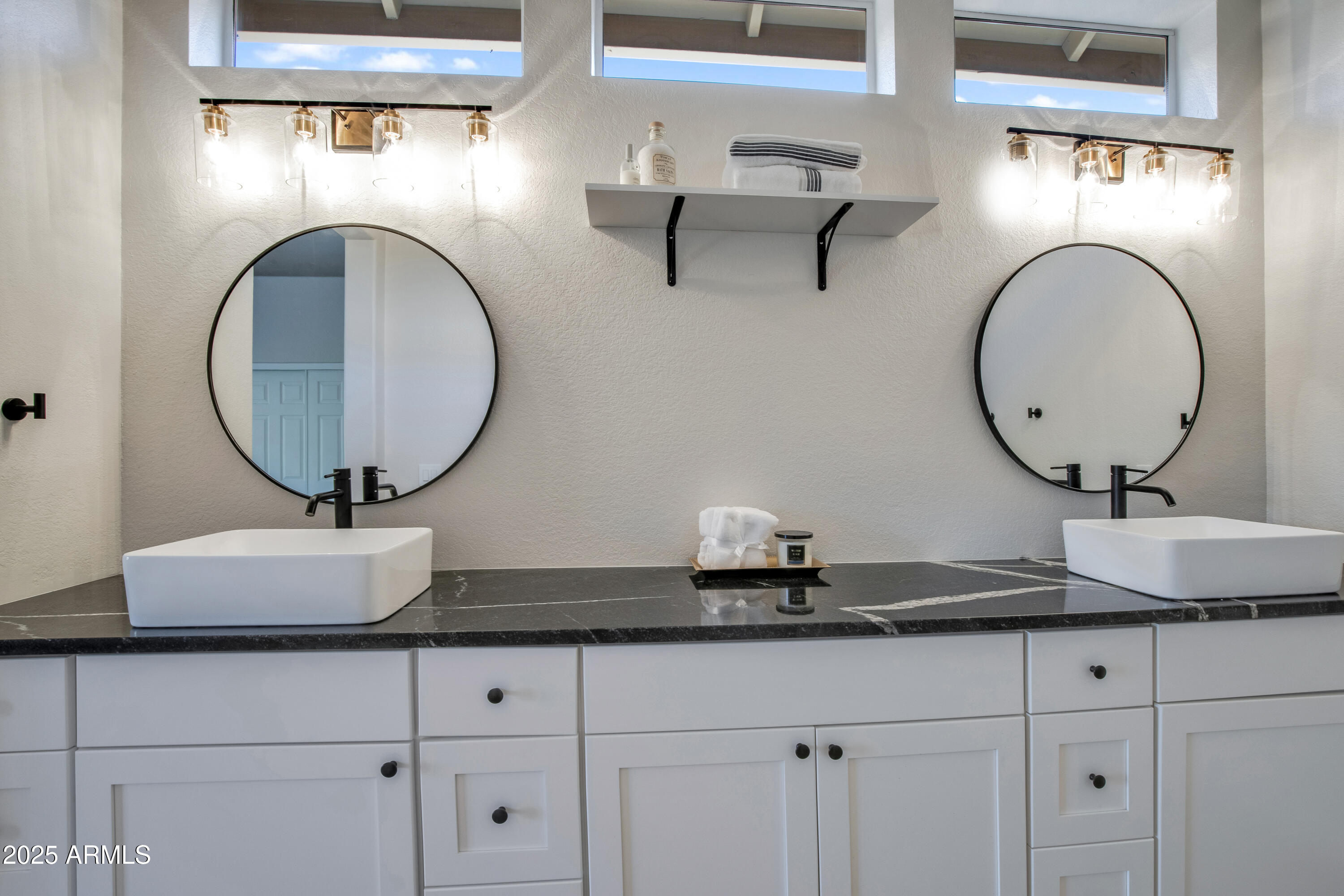 9032 W SIERRA PINTA Drive