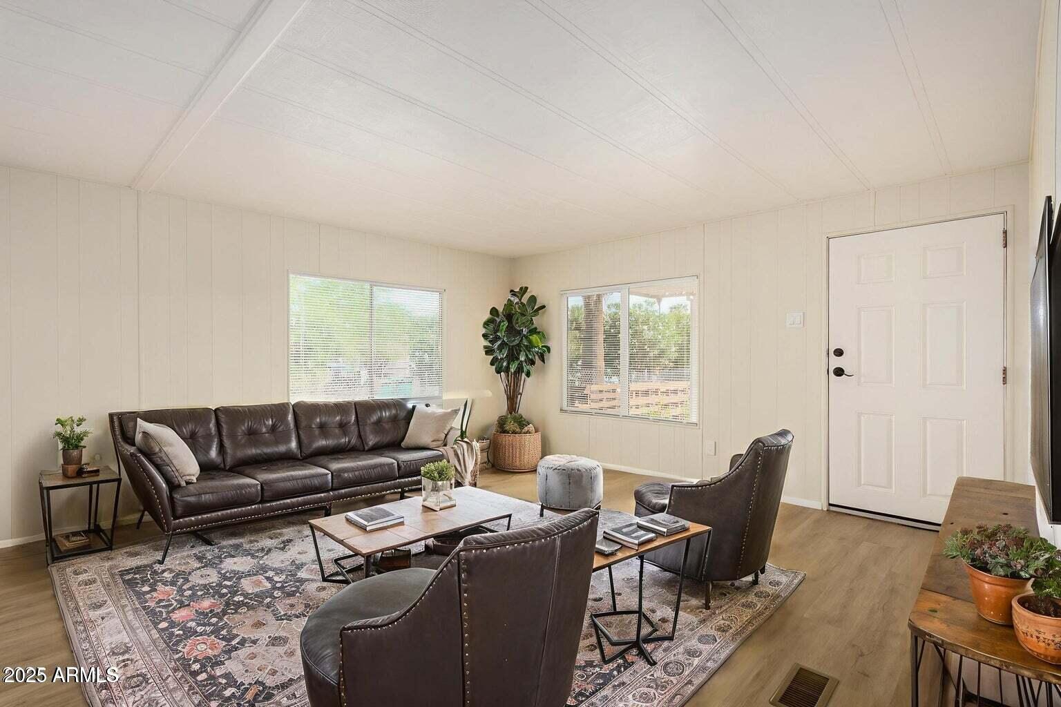 9710 E BAYWOOD Avenue