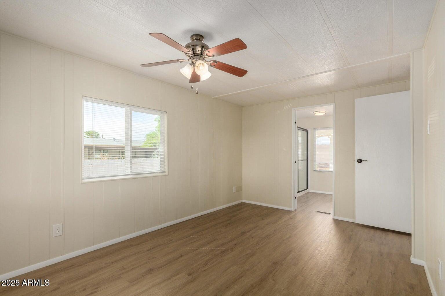 9710 E BAYWOOD Avenue