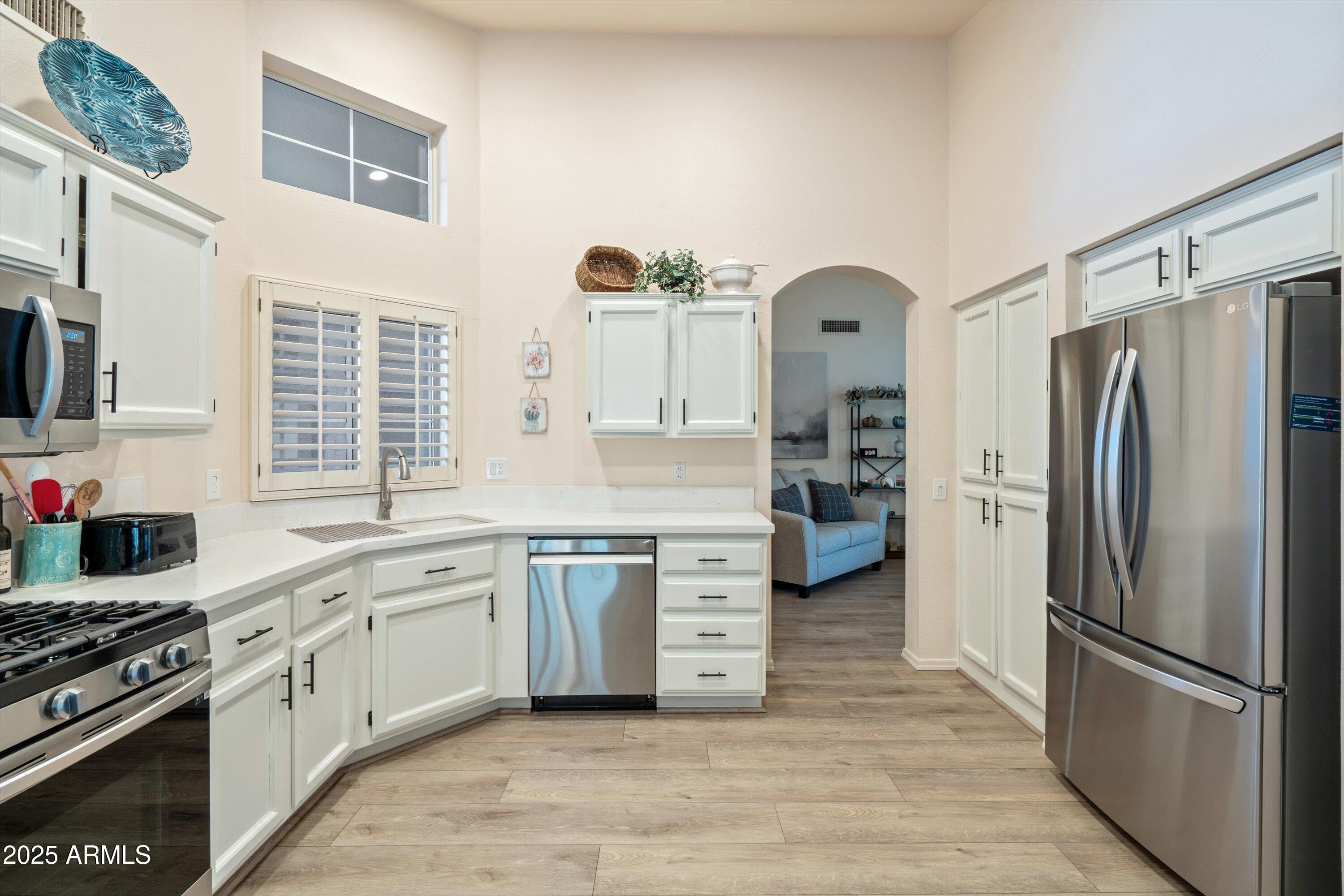 15415 W MERRELL Street