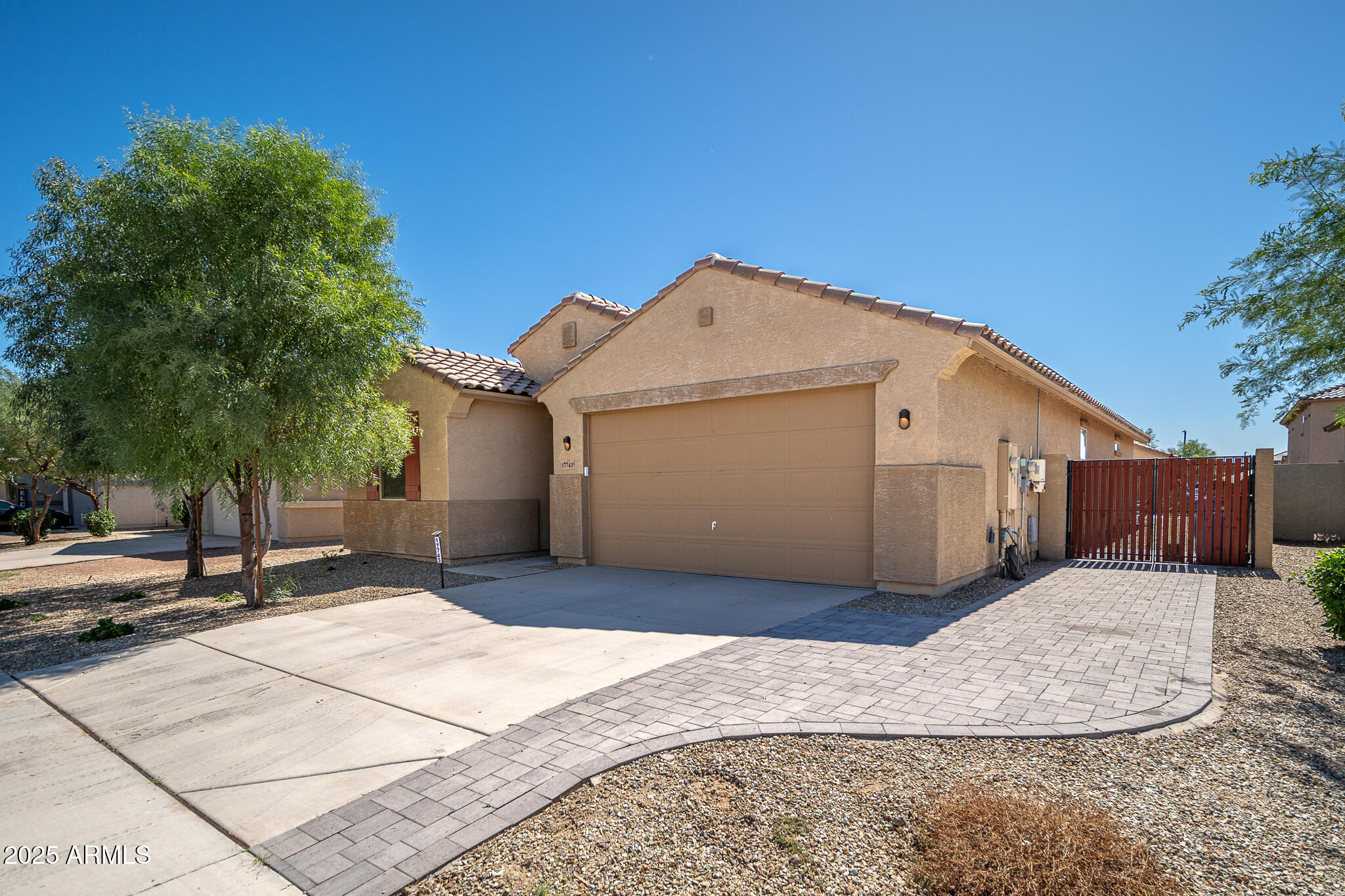 17743 W JESSIE Lane