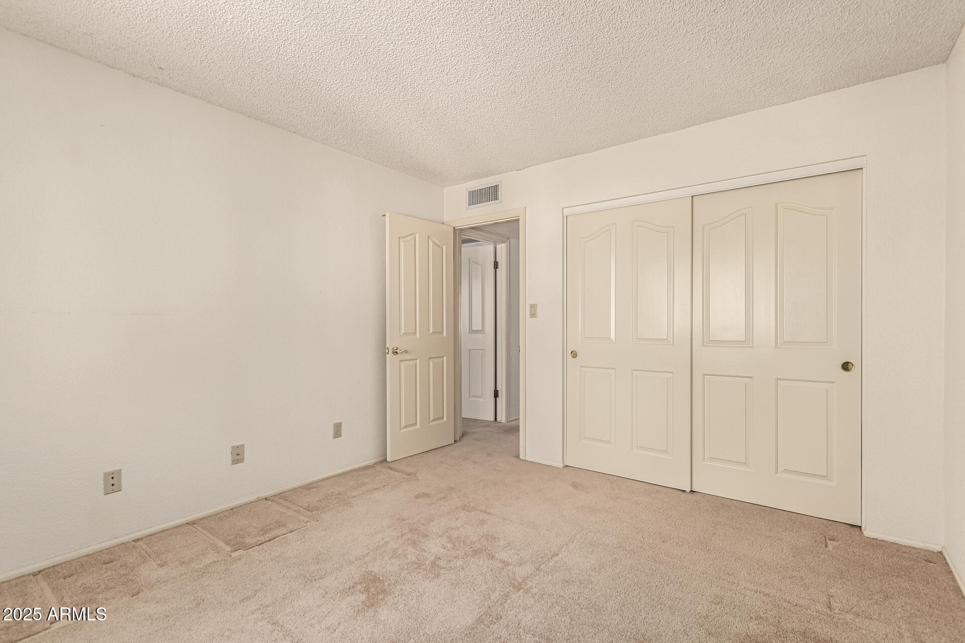 5135 W MISTY WILLOW Lane