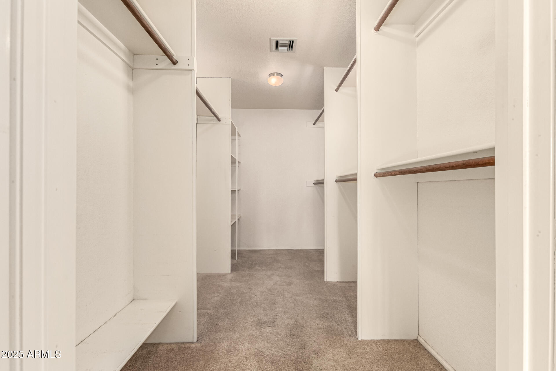 5135 W MISTY WILLOW Lane