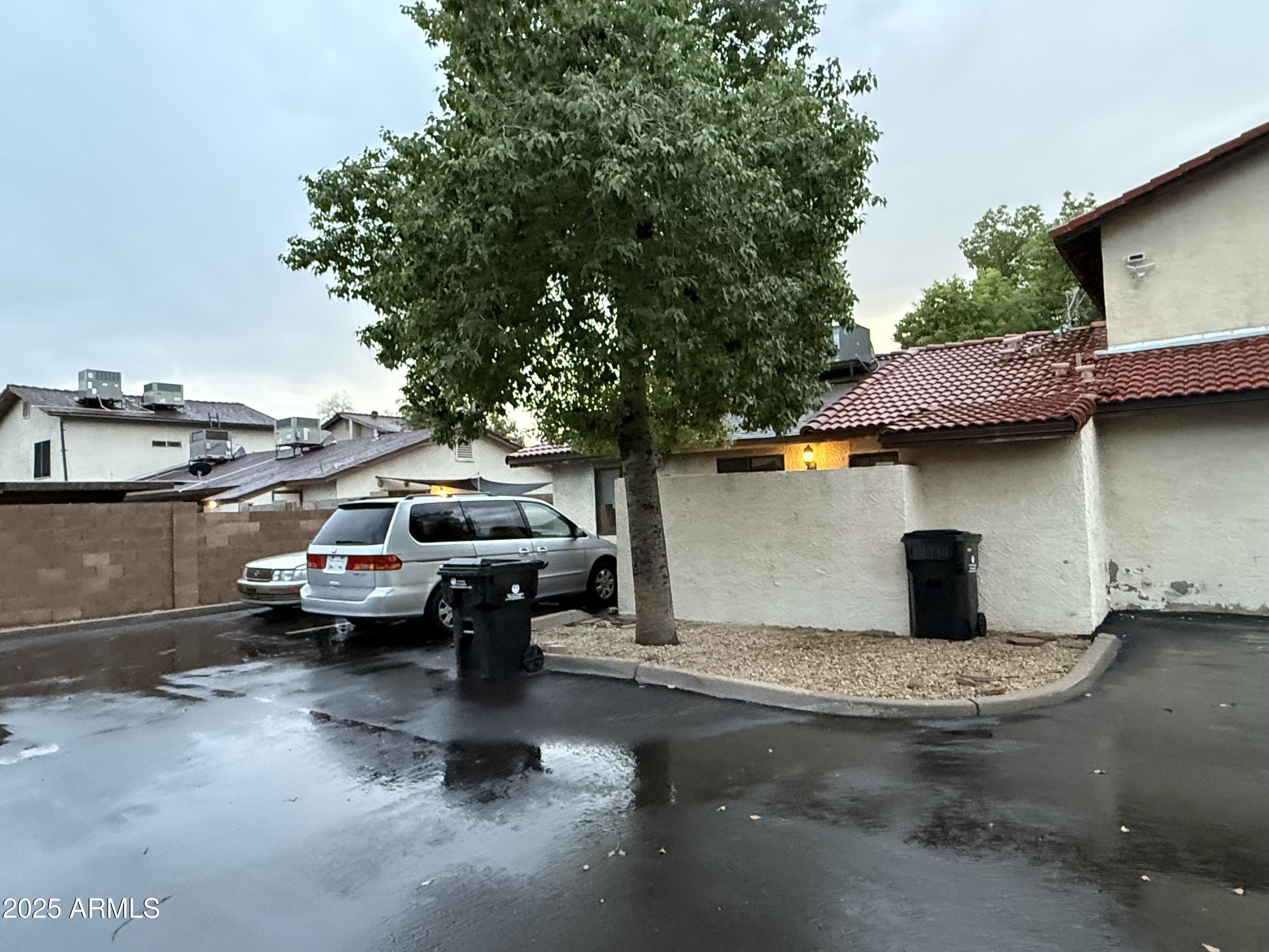 2437 E TRACY Lane, 4