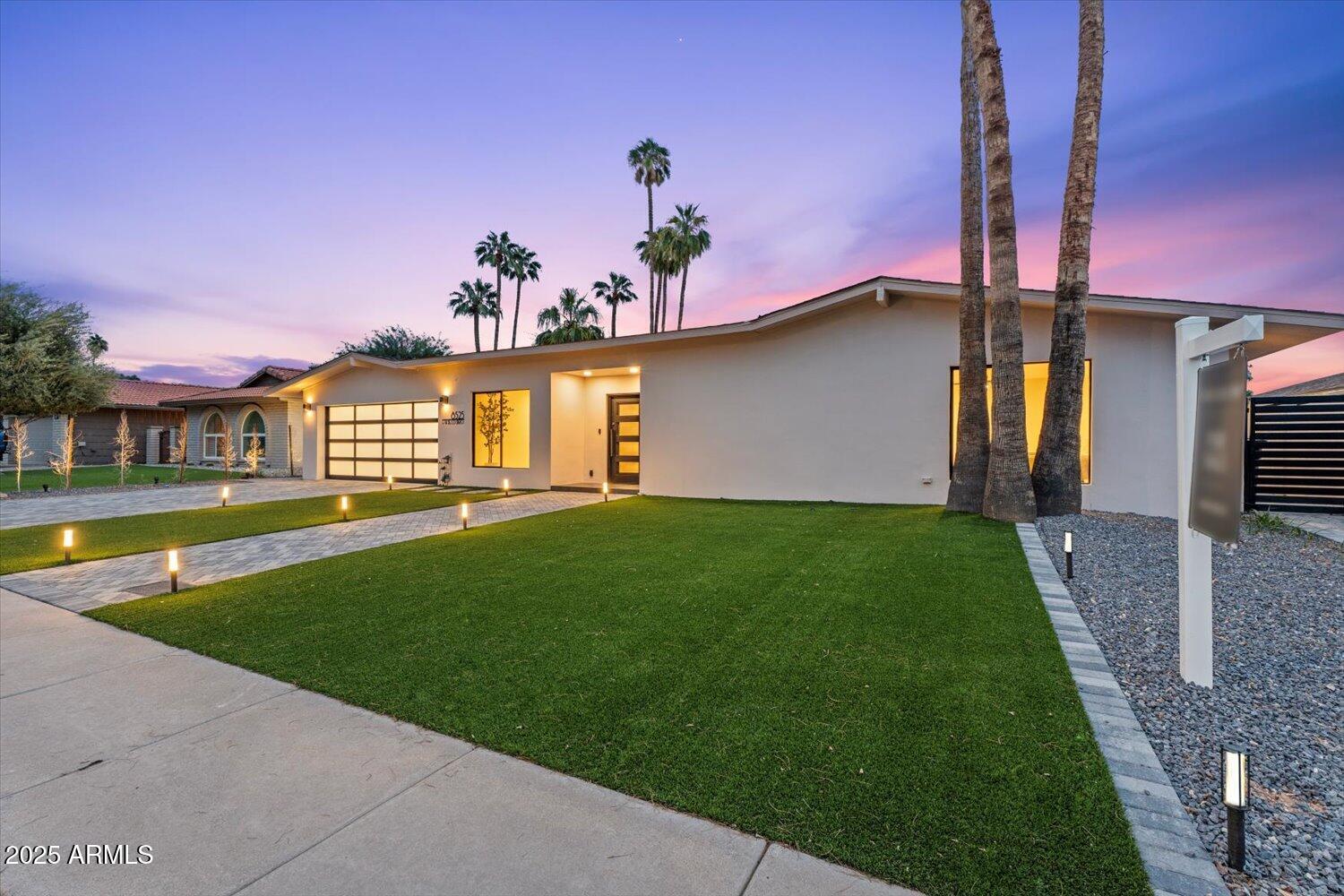 8525 E VIA DE LOS LIBROS