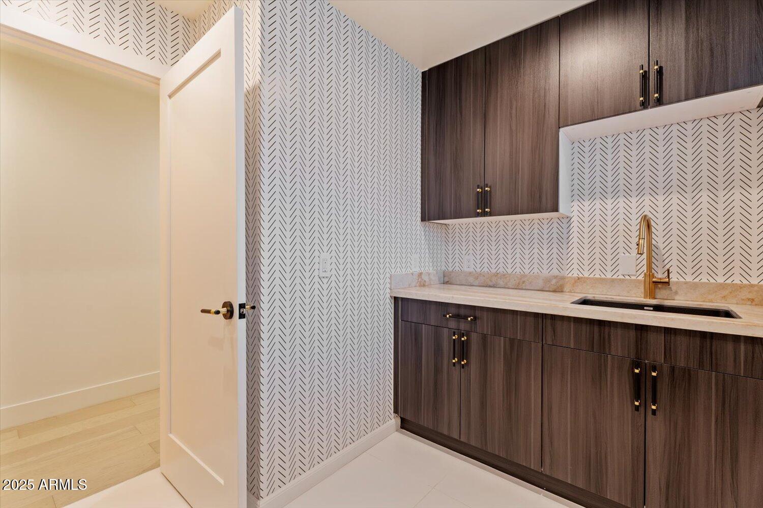 8525 E VIA DE LOS LIBROS