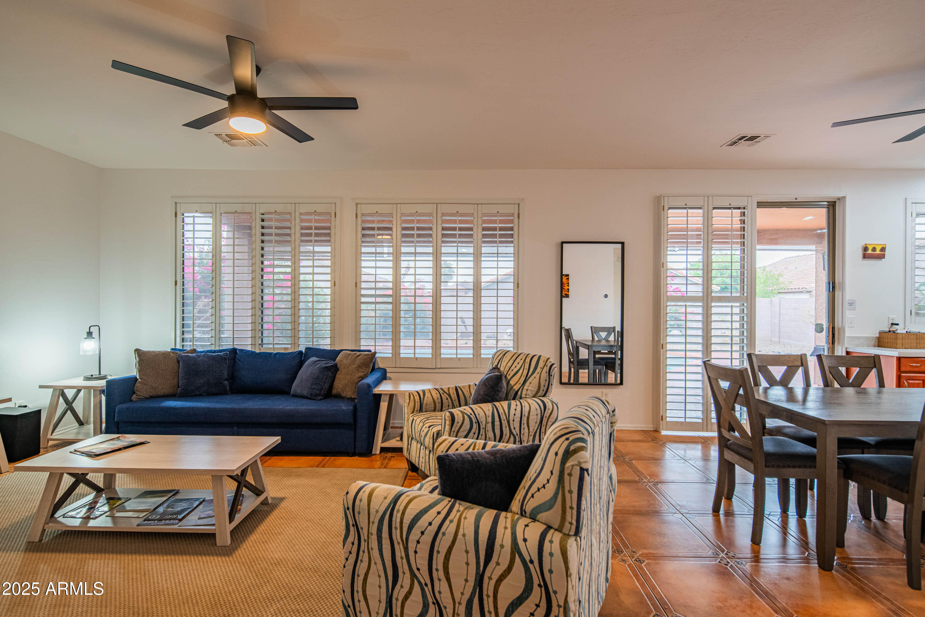 15843 W APACHE Street