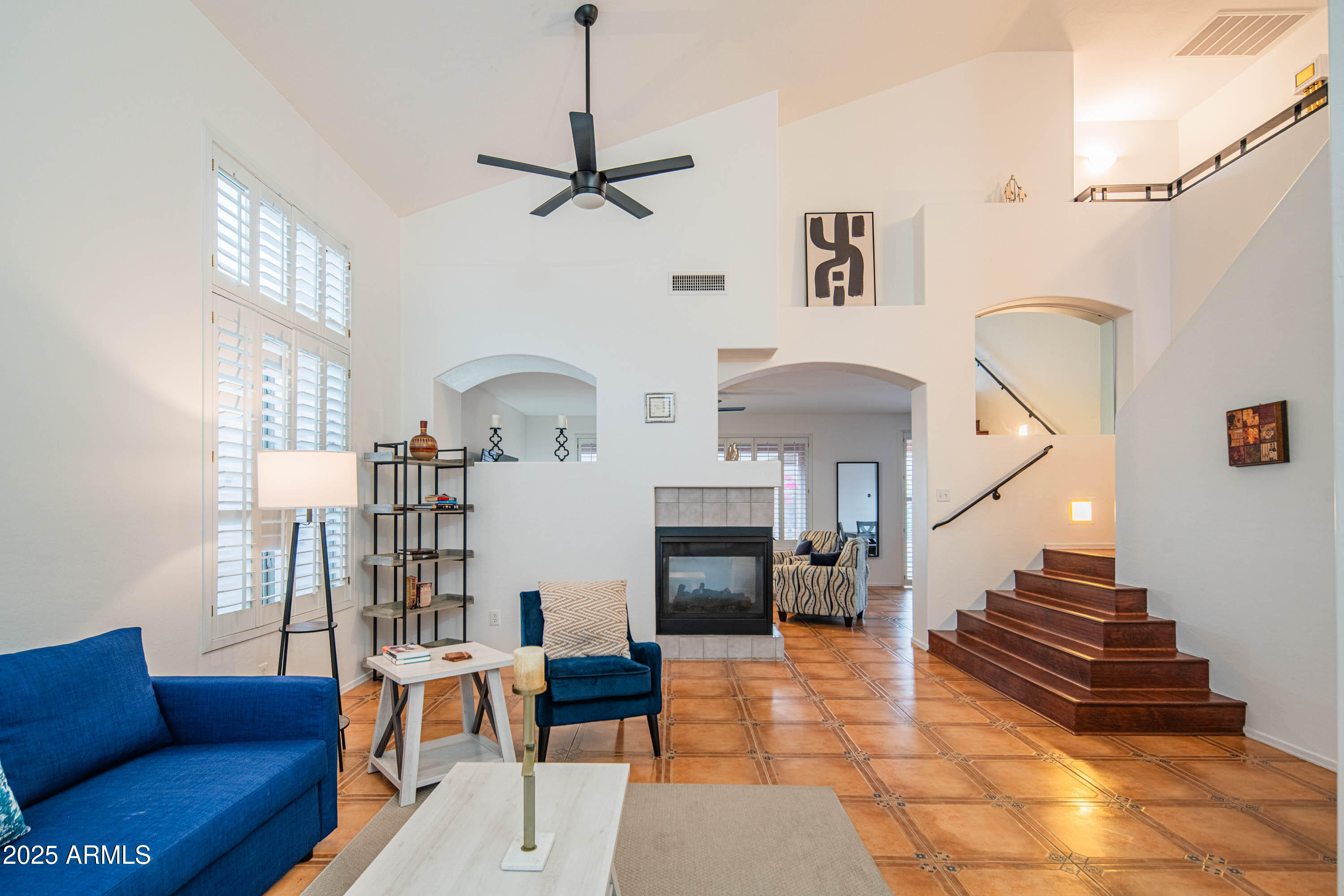 15843 W APACHE Street