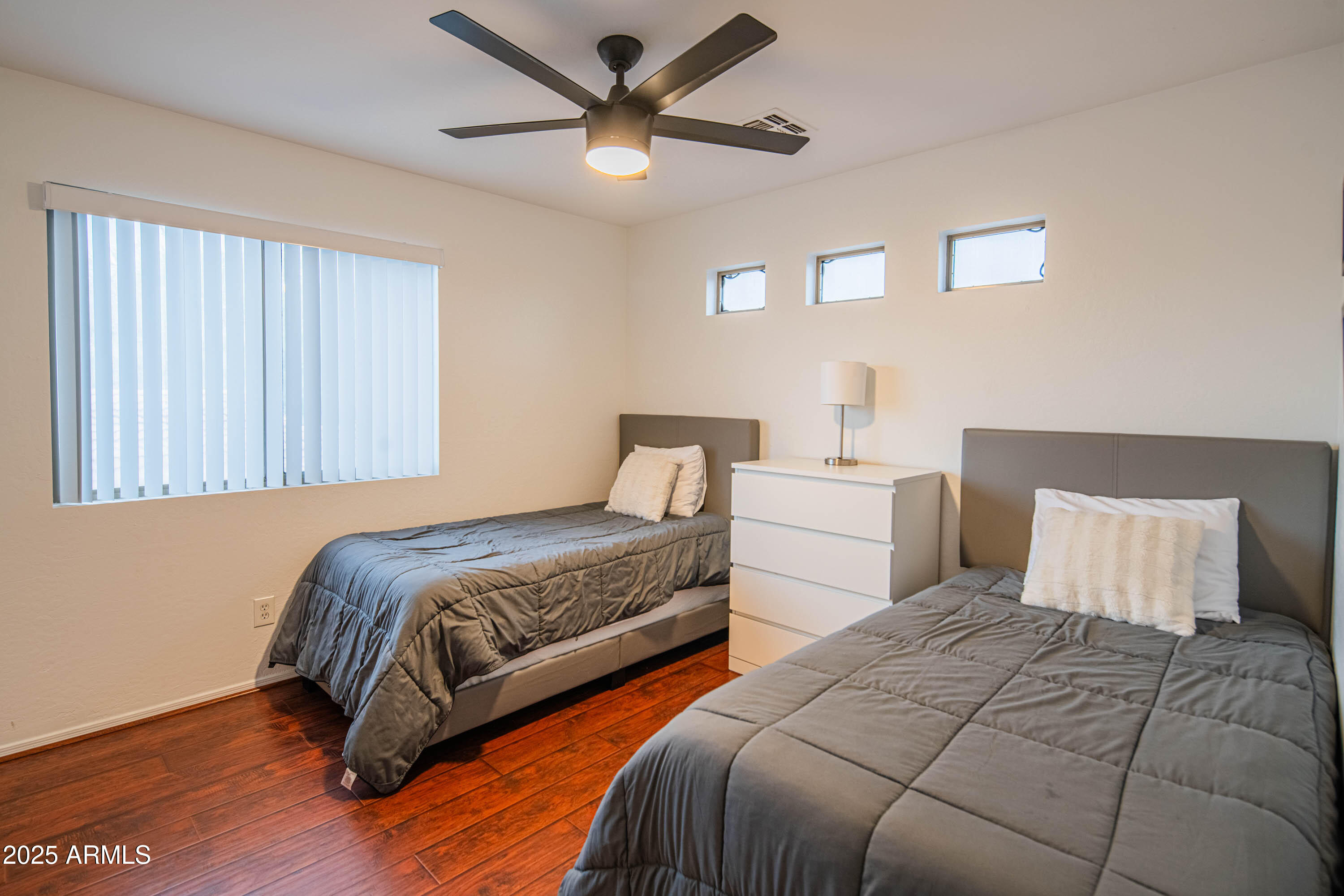 15843 W APACHE Street