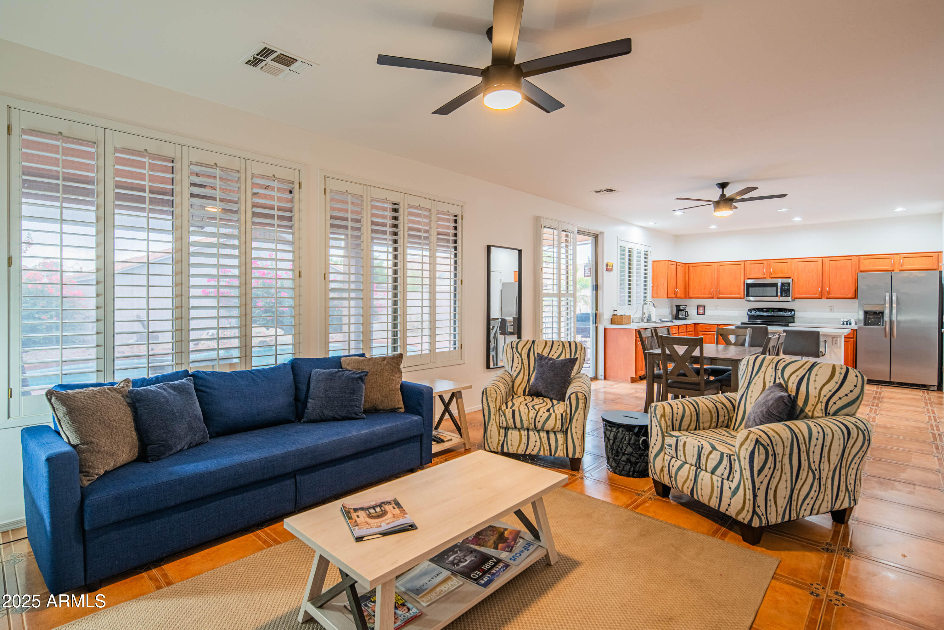 15843 W APACHE Street