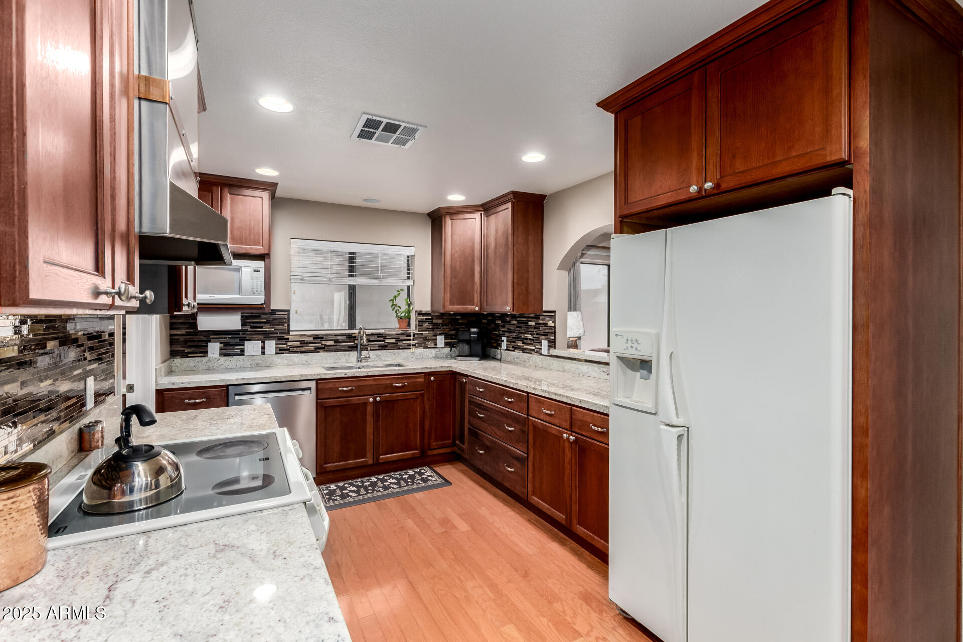 1816 E ENROSE Street