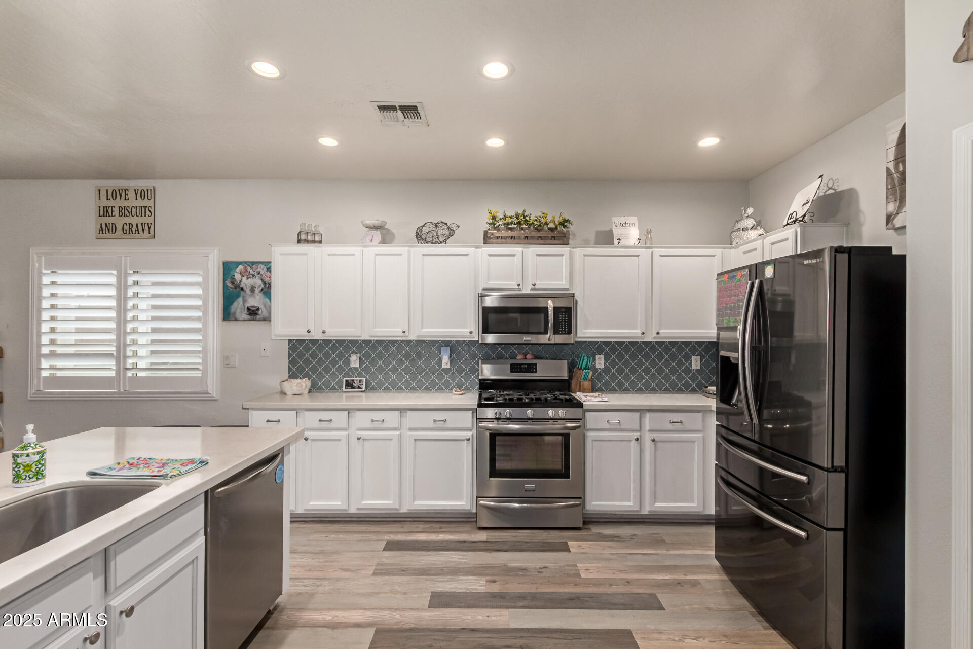 3741 W JACKSONVILLE Drive, Phoenix