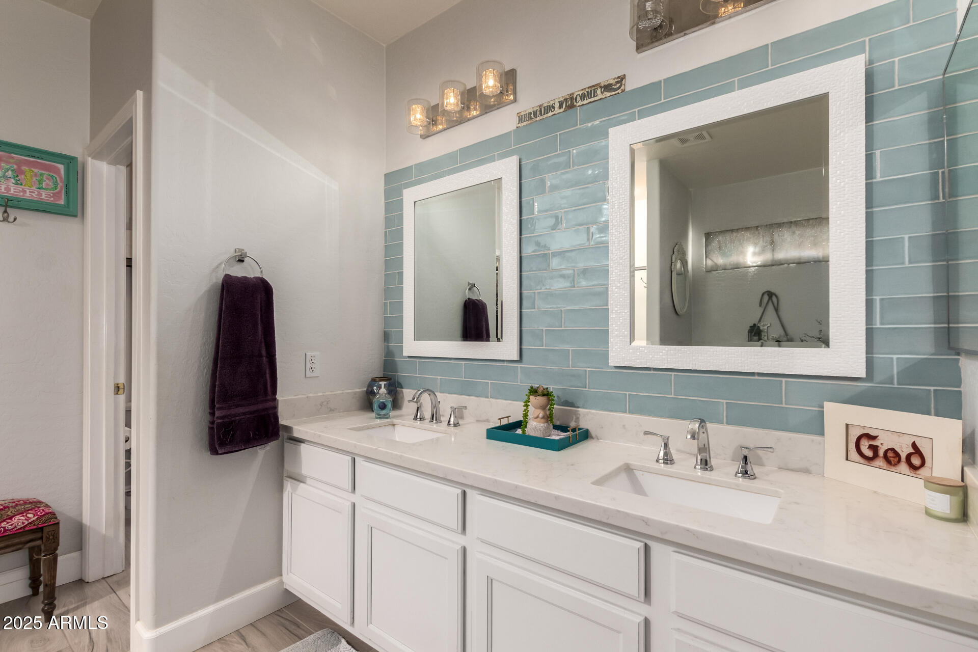 3741 W JACKSONVILLE Drive, Phoenix