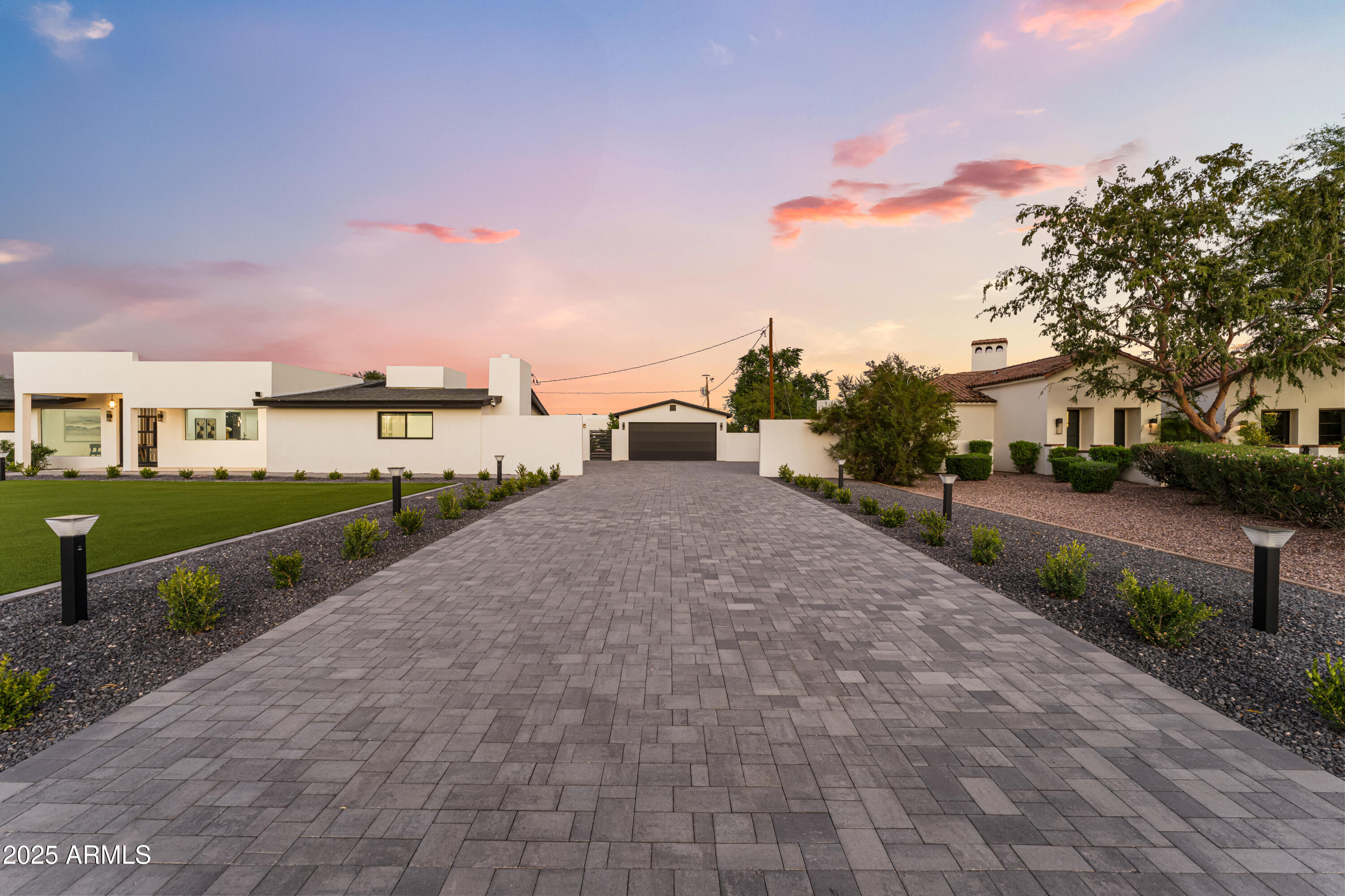 11601 N 64TH Place, Scottsdale