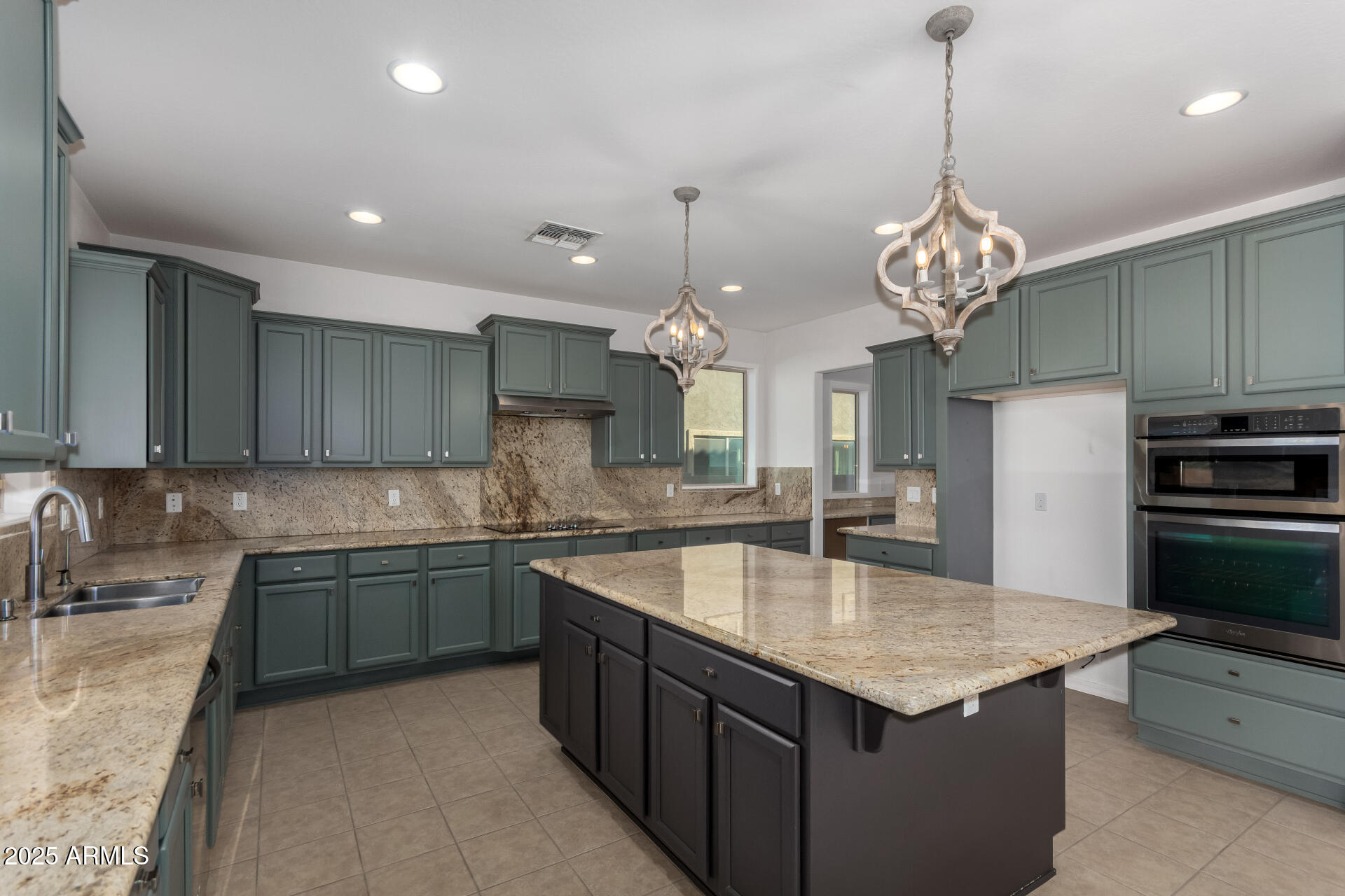 19252 W DENTON Street, Litchfield Park