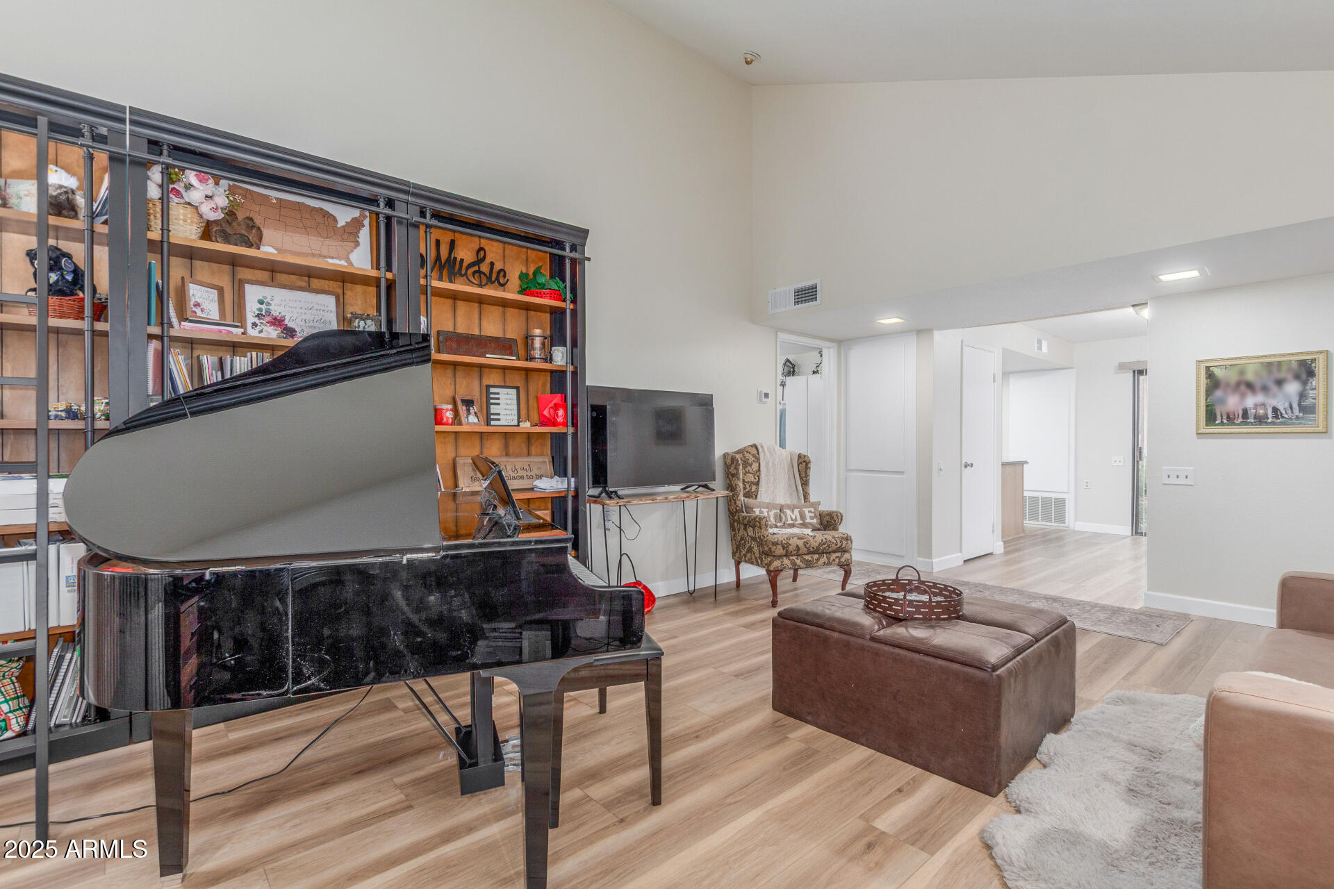 90 LEISURE WORLD, Mesa