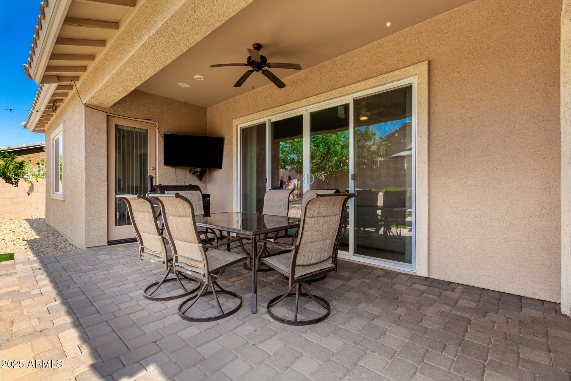 16860 W SOFT WIND Drive, Surprise