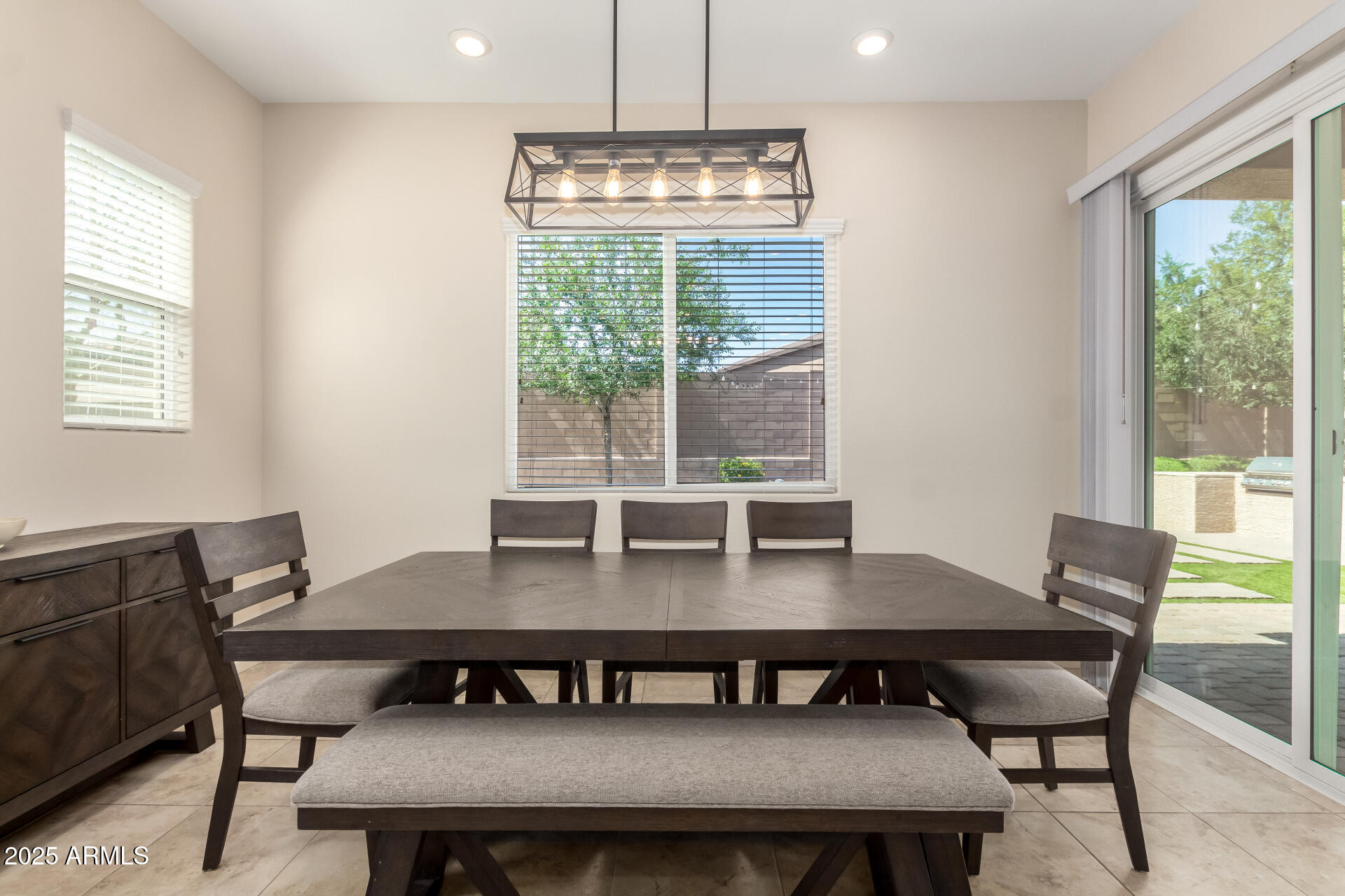 16860 W SOFT WIND Drive, Surprise