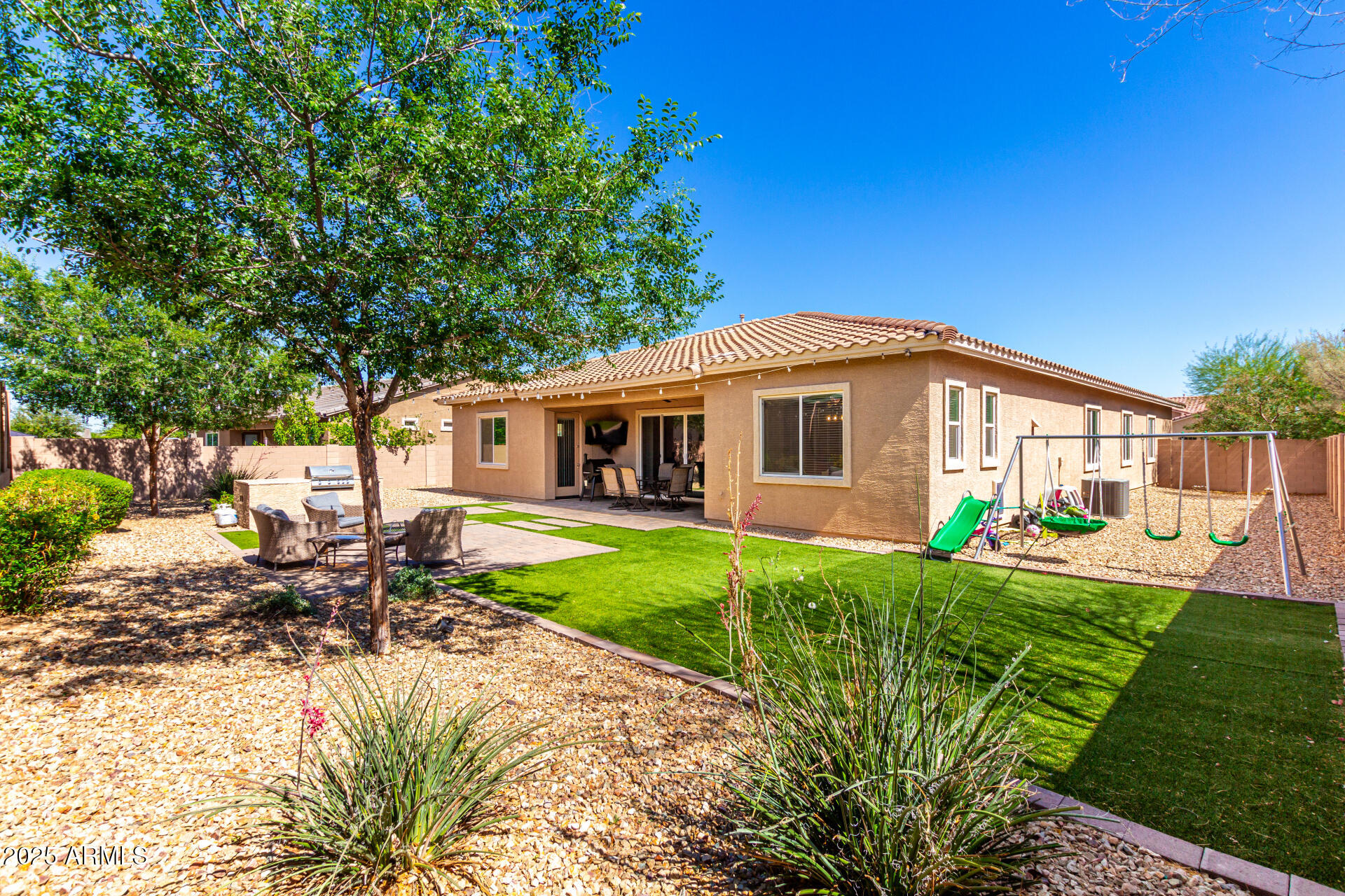 16860 W SOFT WIND Drive, Surprise