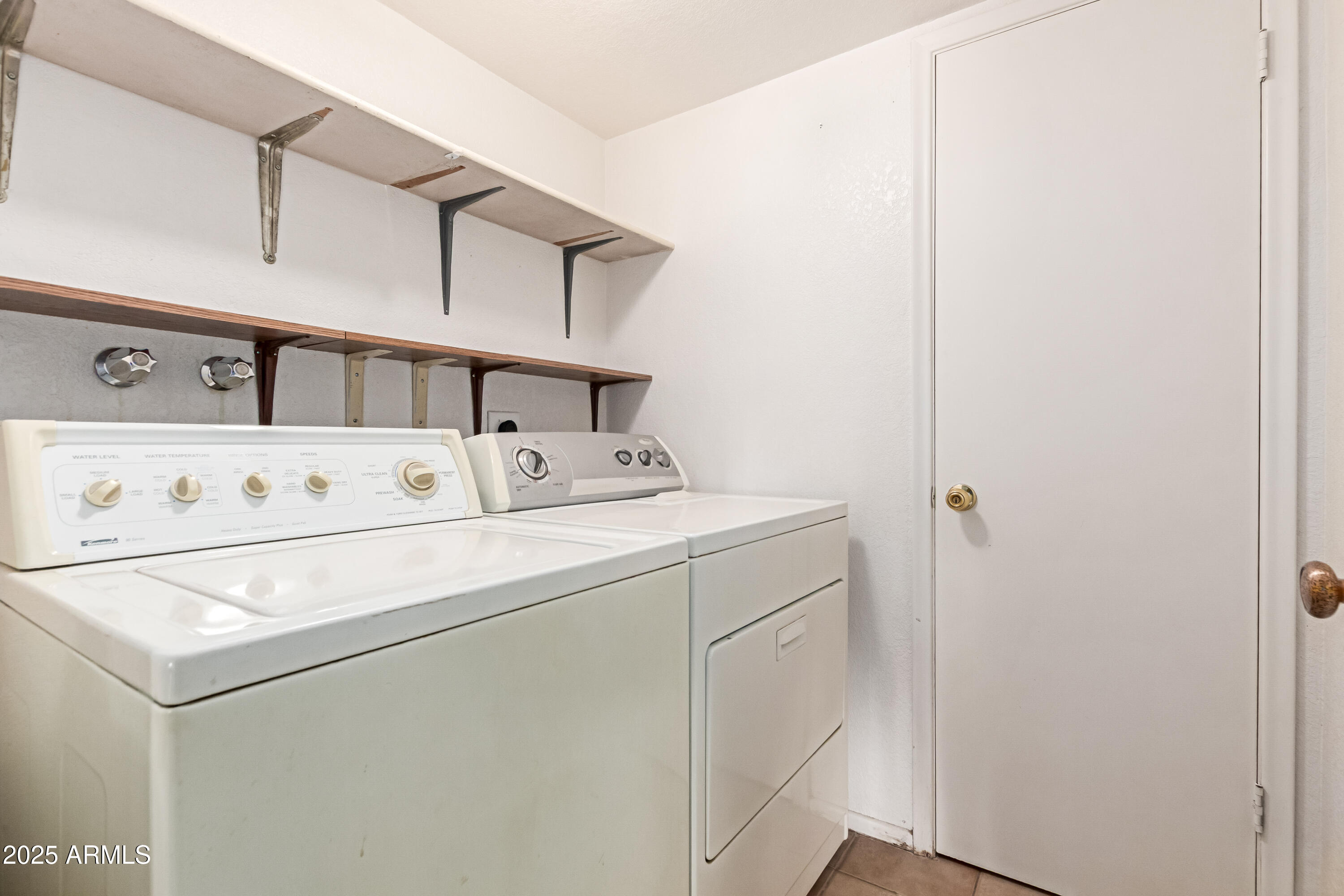 2118 W FLINT Street, Chandler