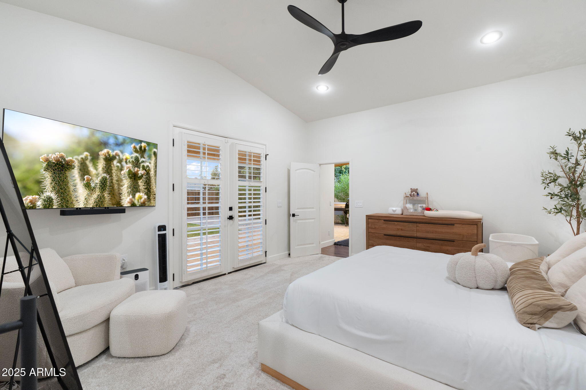 3739 E FAIRMOUNT Avenue, Phoenix