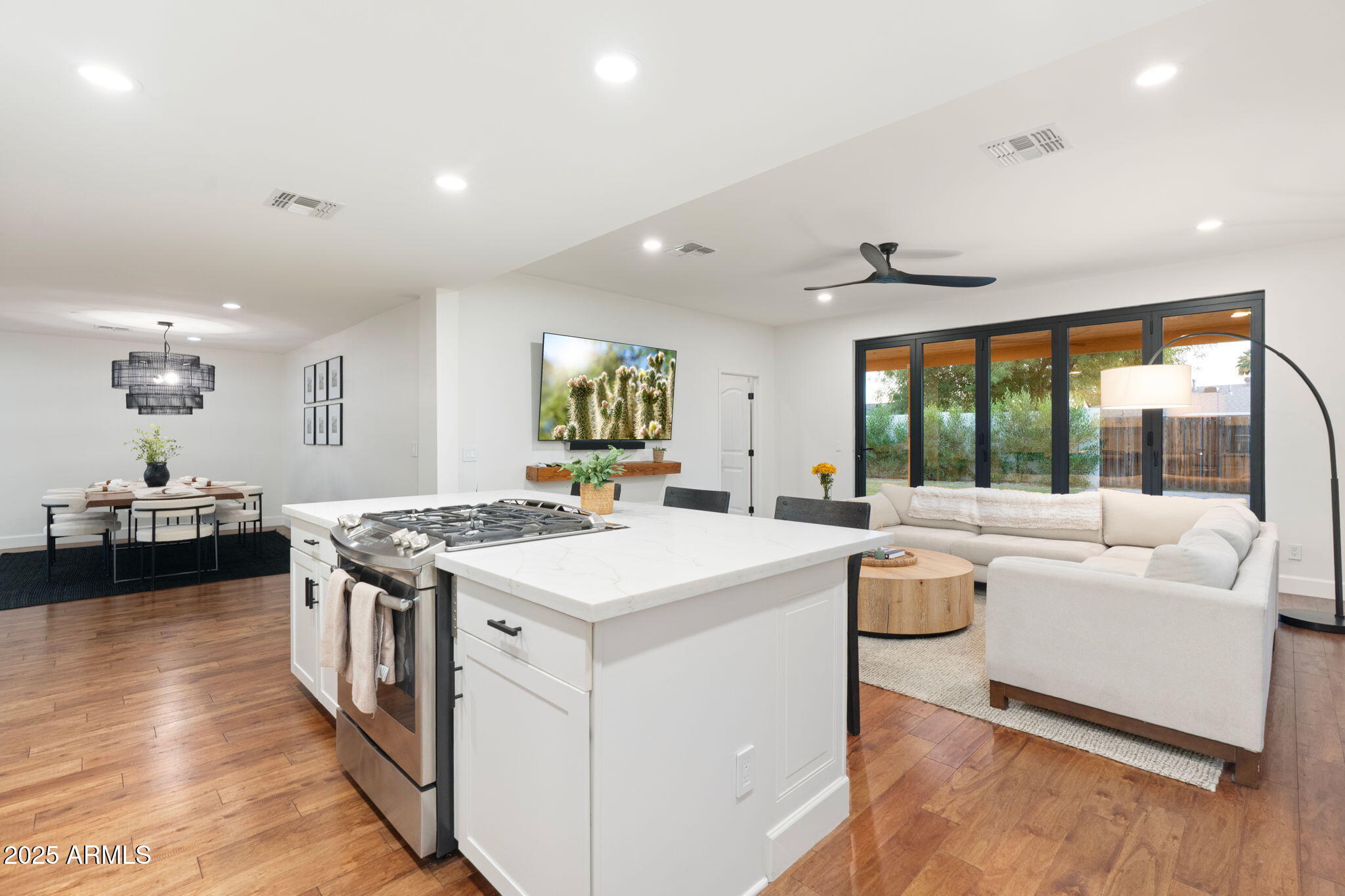 3739 E FAIRMOUNT Avenue, Phoenix