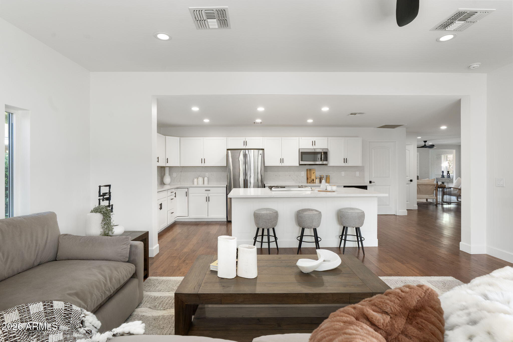 3739 E FAIRMOUNT Avenue, Phoenix