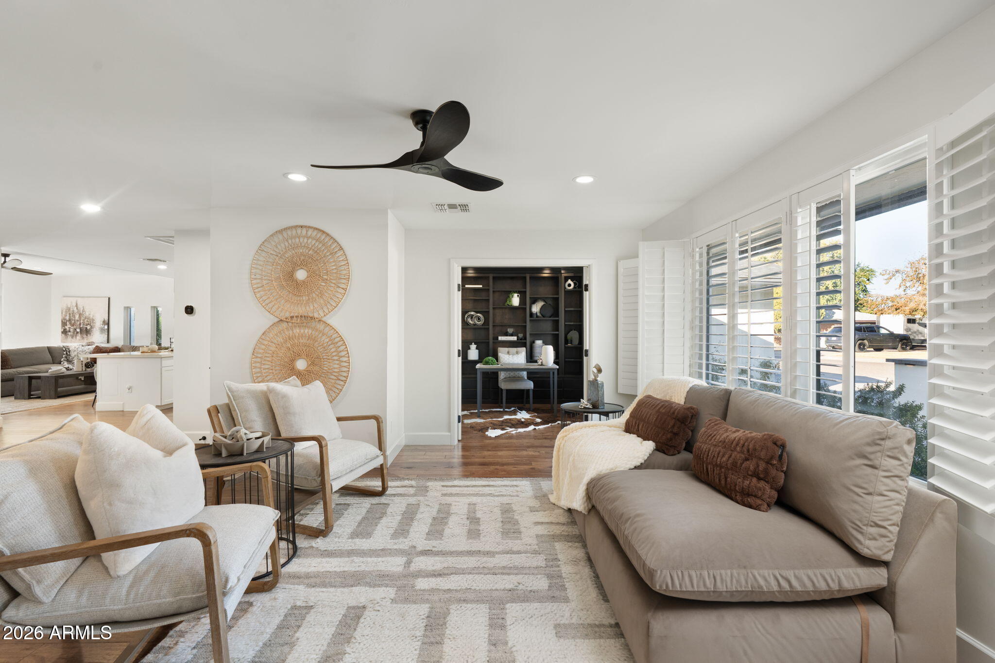 3739 E FAIRMOUNT Avenue, Phoenix