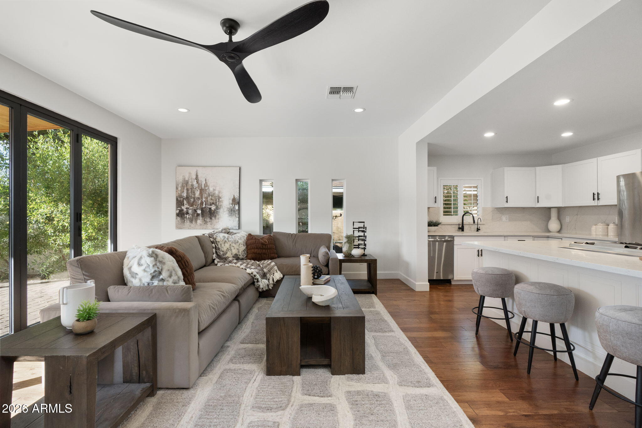 3739 E FAIRMOUNT Avenue, Phoenix