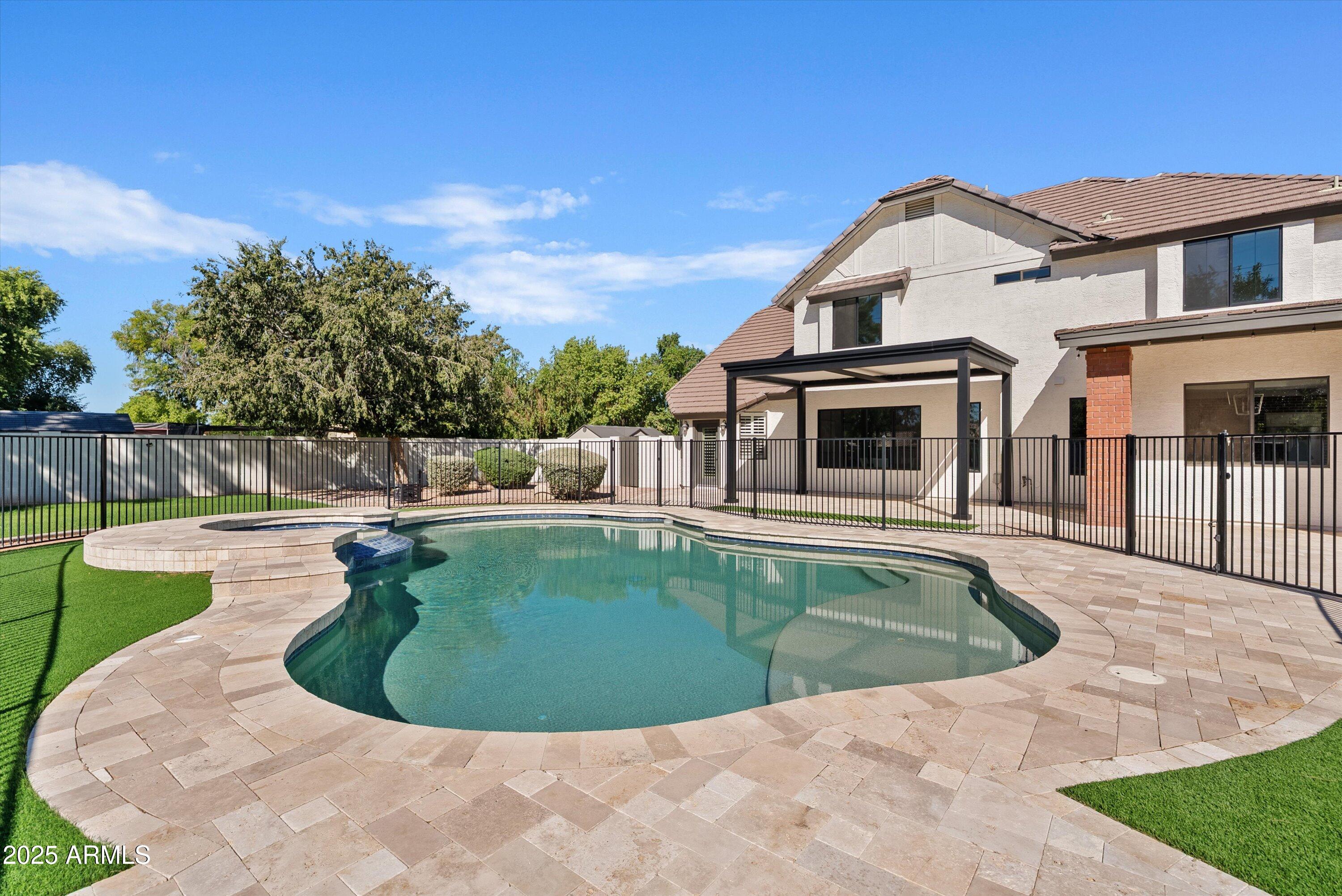 1831 E LINDA Lane, Gilbert