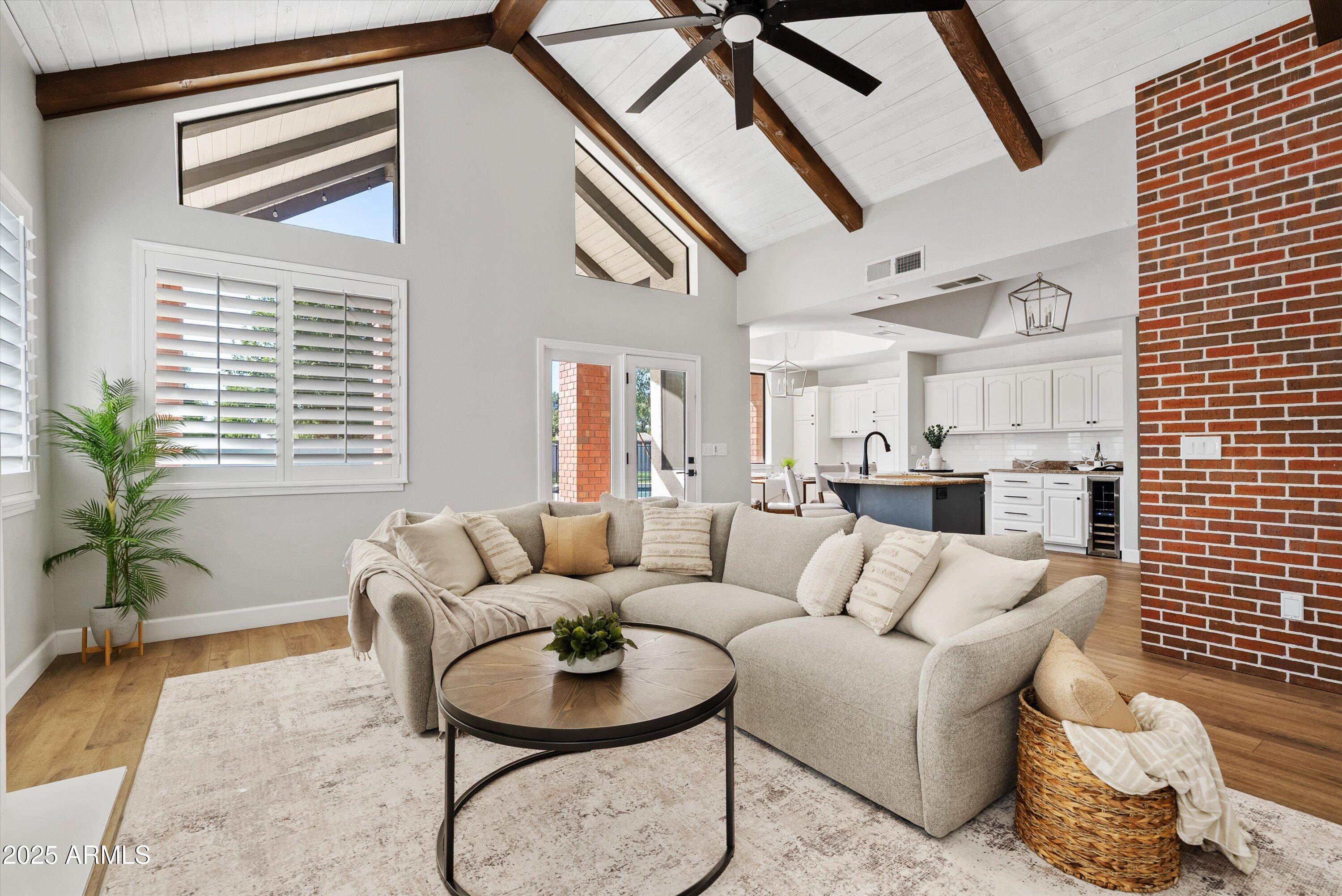 1831 E LINDA Lane, Gilbert