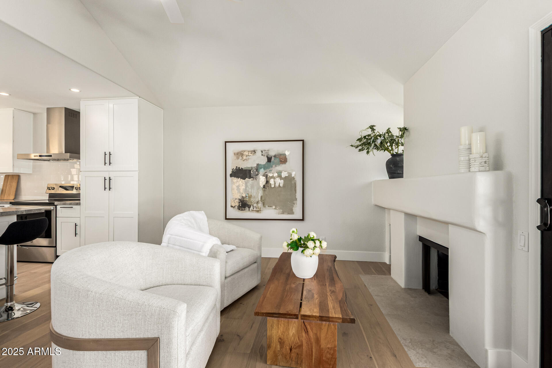 10008 E SADDLEHORN Trail, Scottsdale