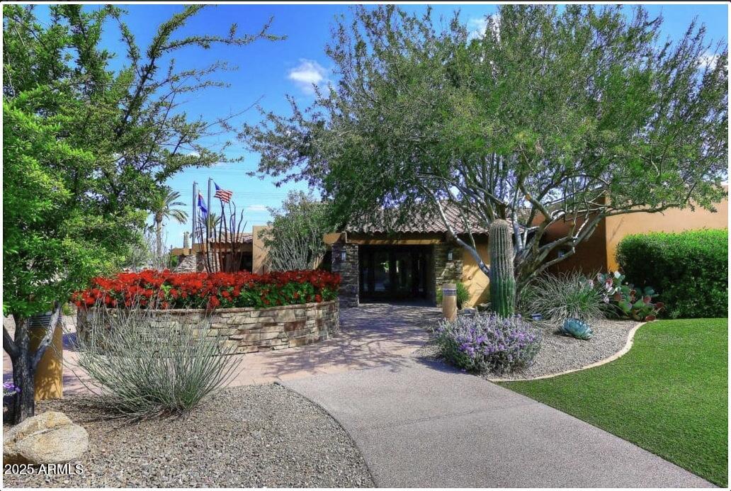 10008 E SADDLEHORN Trail, Scottsdale
