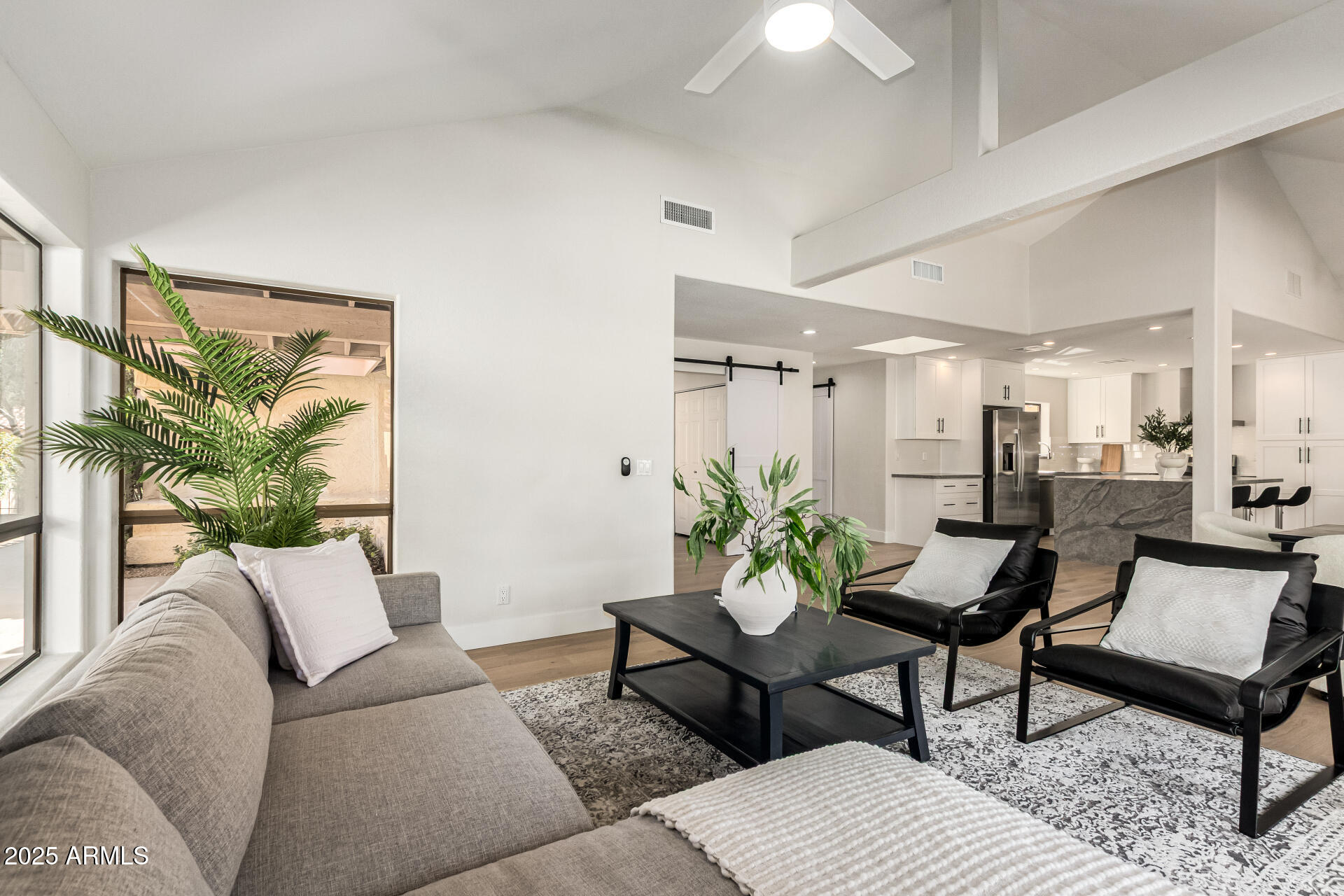 10008 E SADDLEHORN Trail, Scottsdale