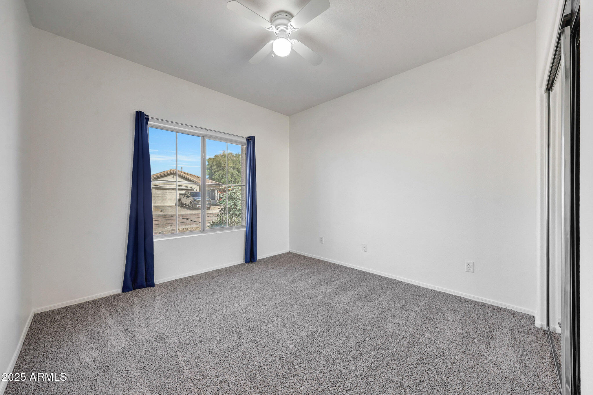 4051 W BUCKSKIN Trail, Phoenix