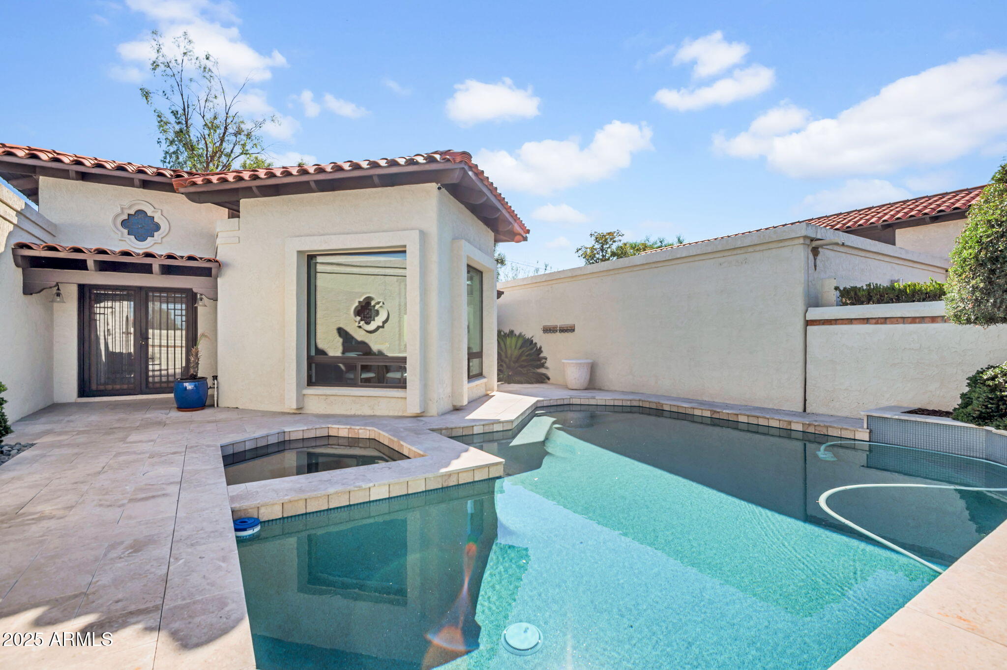 629 E MYRTLE Avenue, Phoenix