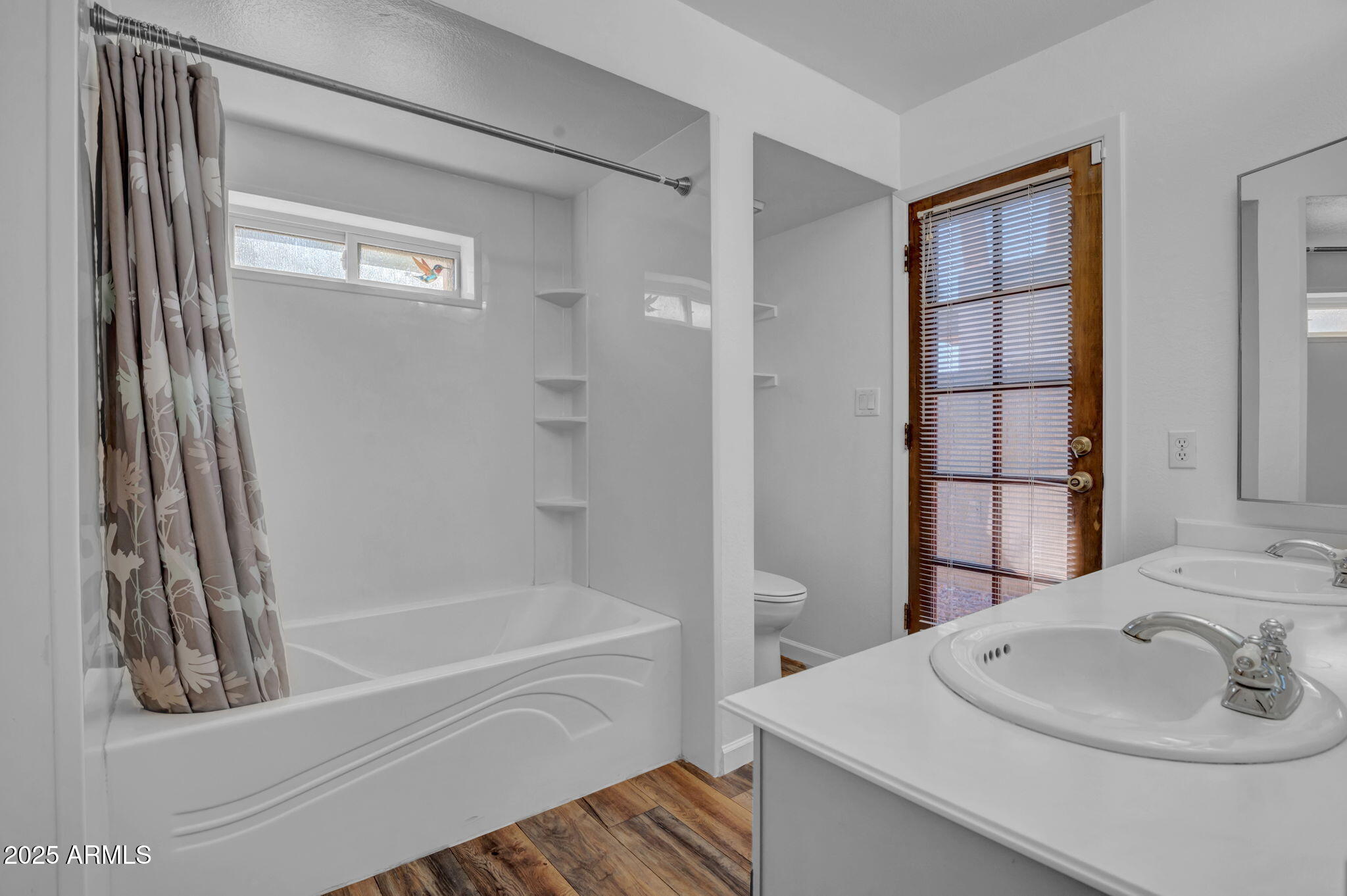 6213 W CORRINE Drive, Glendale