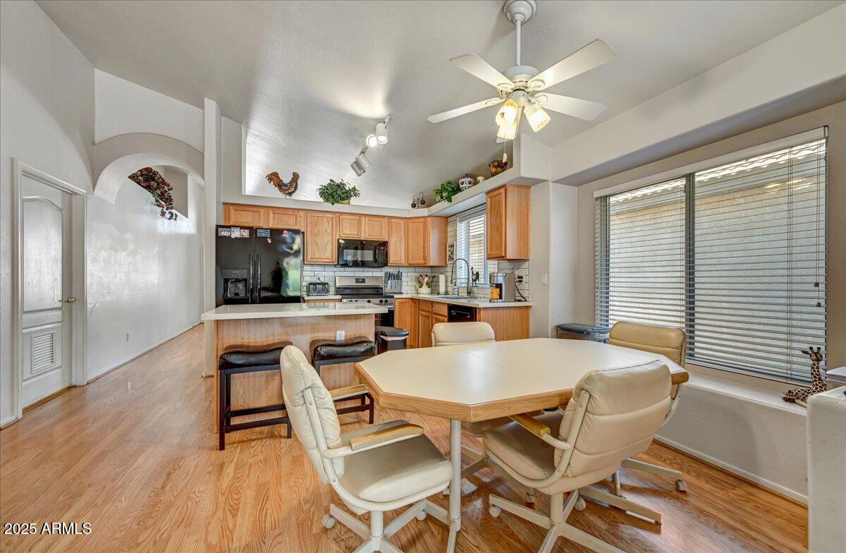 4209 E ROSEMONTE Drive, Phoenix