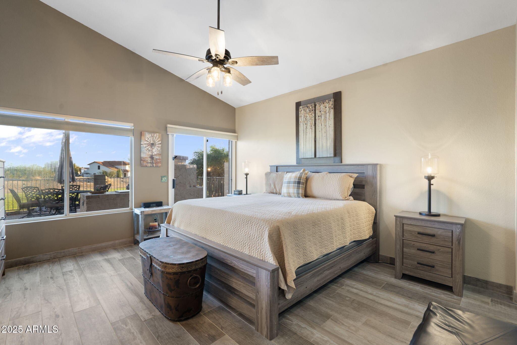 1437 E GLENHAVEN Drive, Phoenix