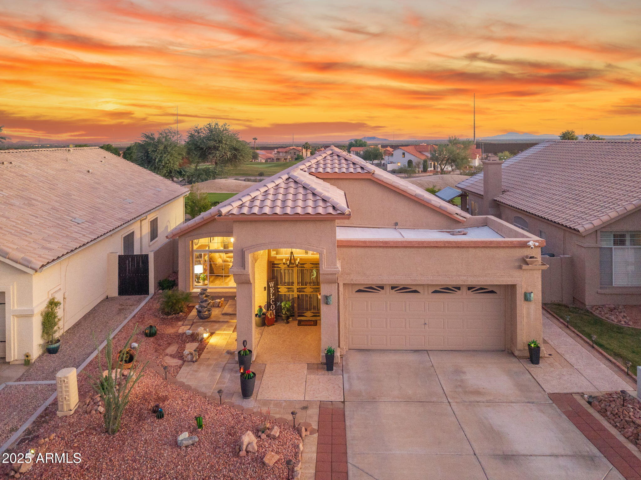 1437 E GLENHAVEN Drive, Phoenix