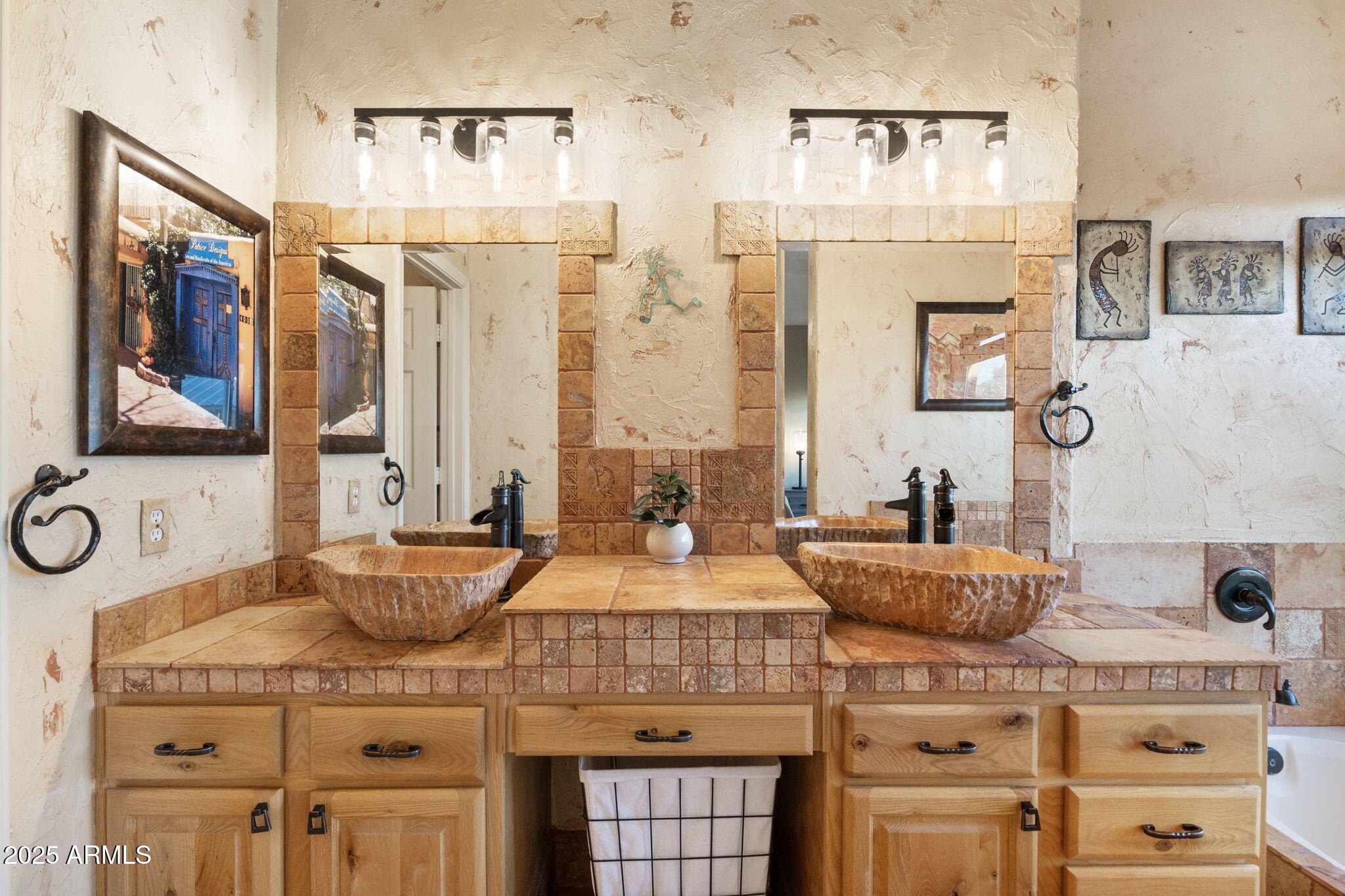 1437 E GLENHAVEN Drive, Phoenix