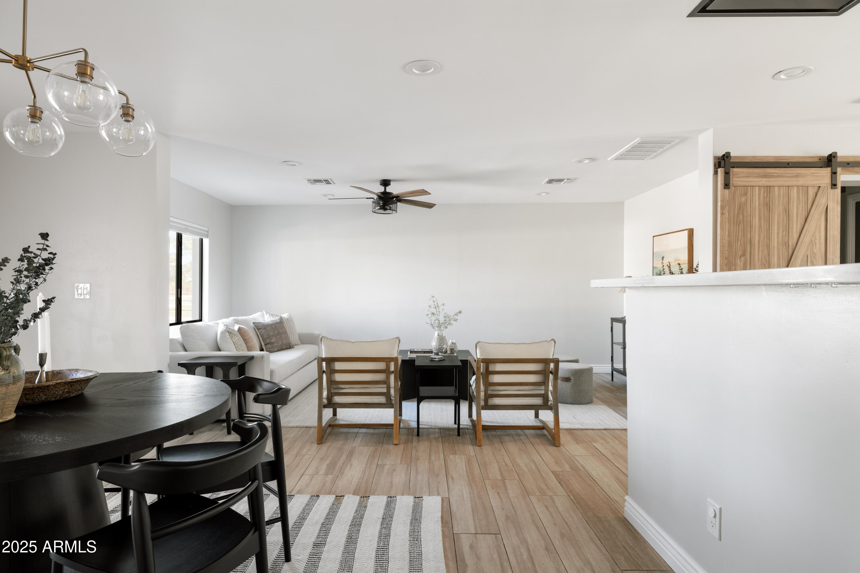 2043 E Clarendon Avenue, Phoenix