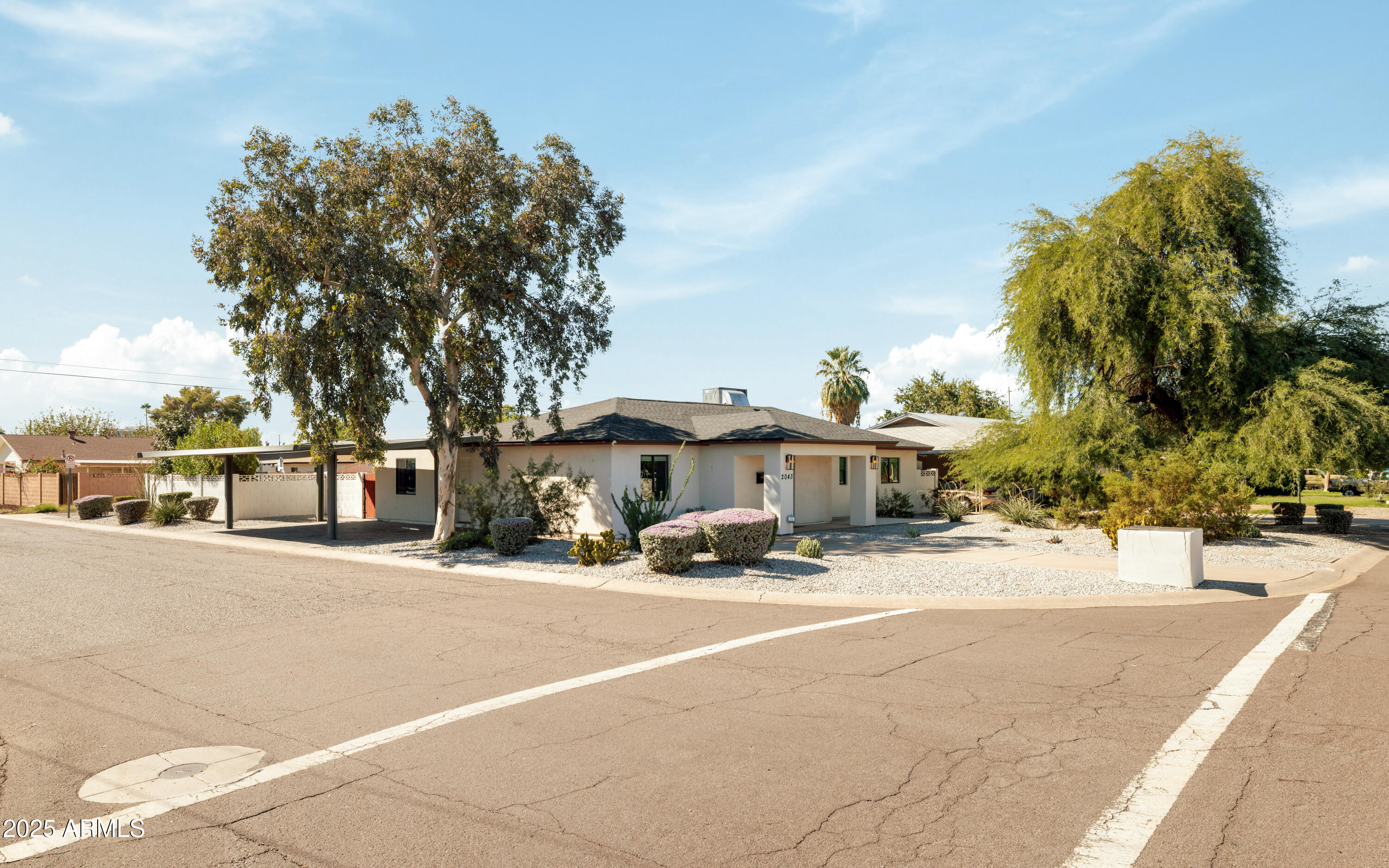 2043 E Clarendon Avenue, Phoenix