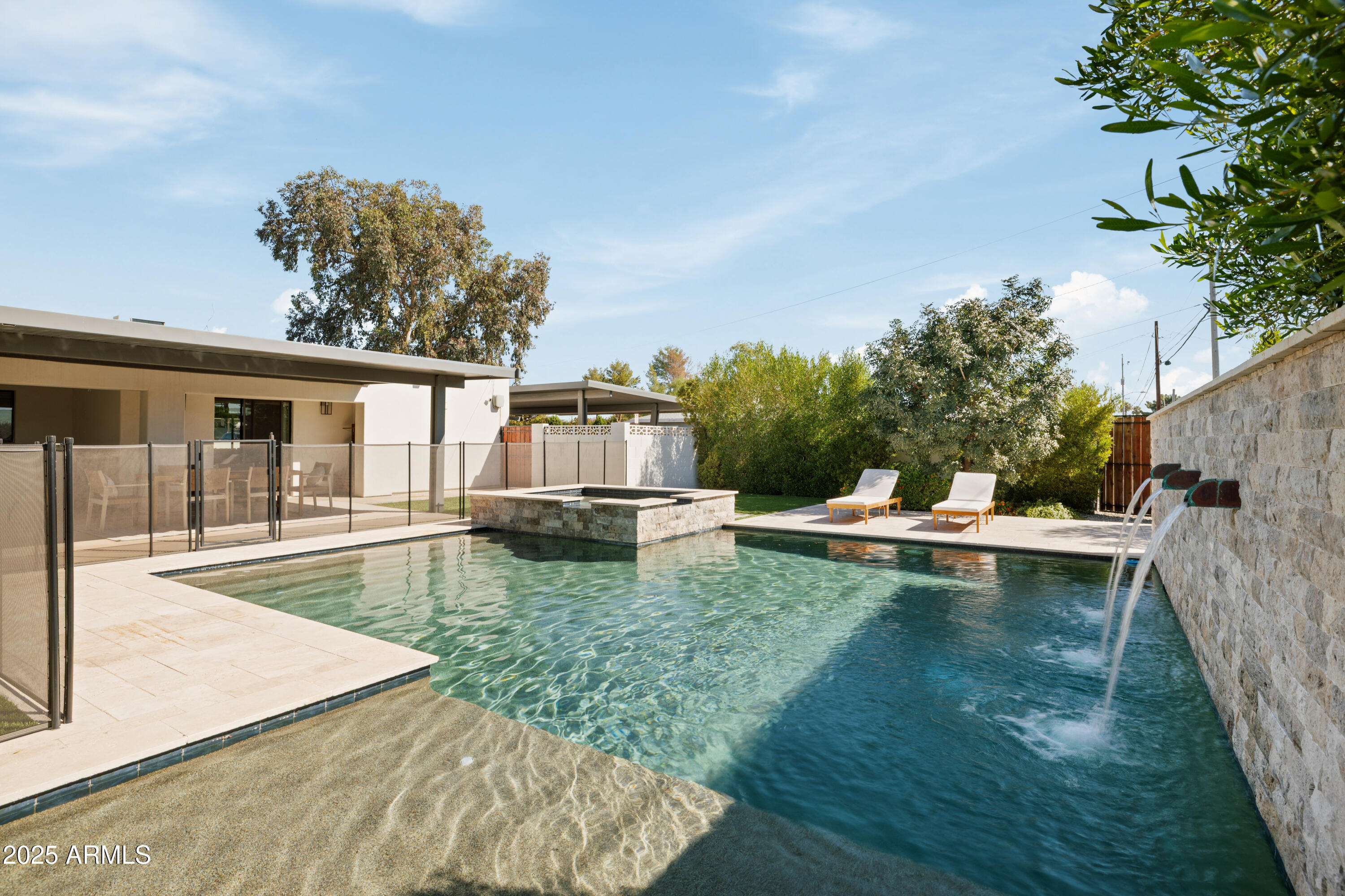 2043 E Clarendon Avenue, Phoenix