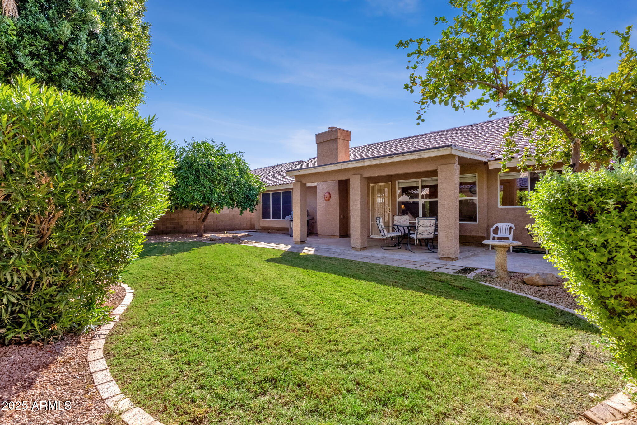 364 E APPALOOSA Court