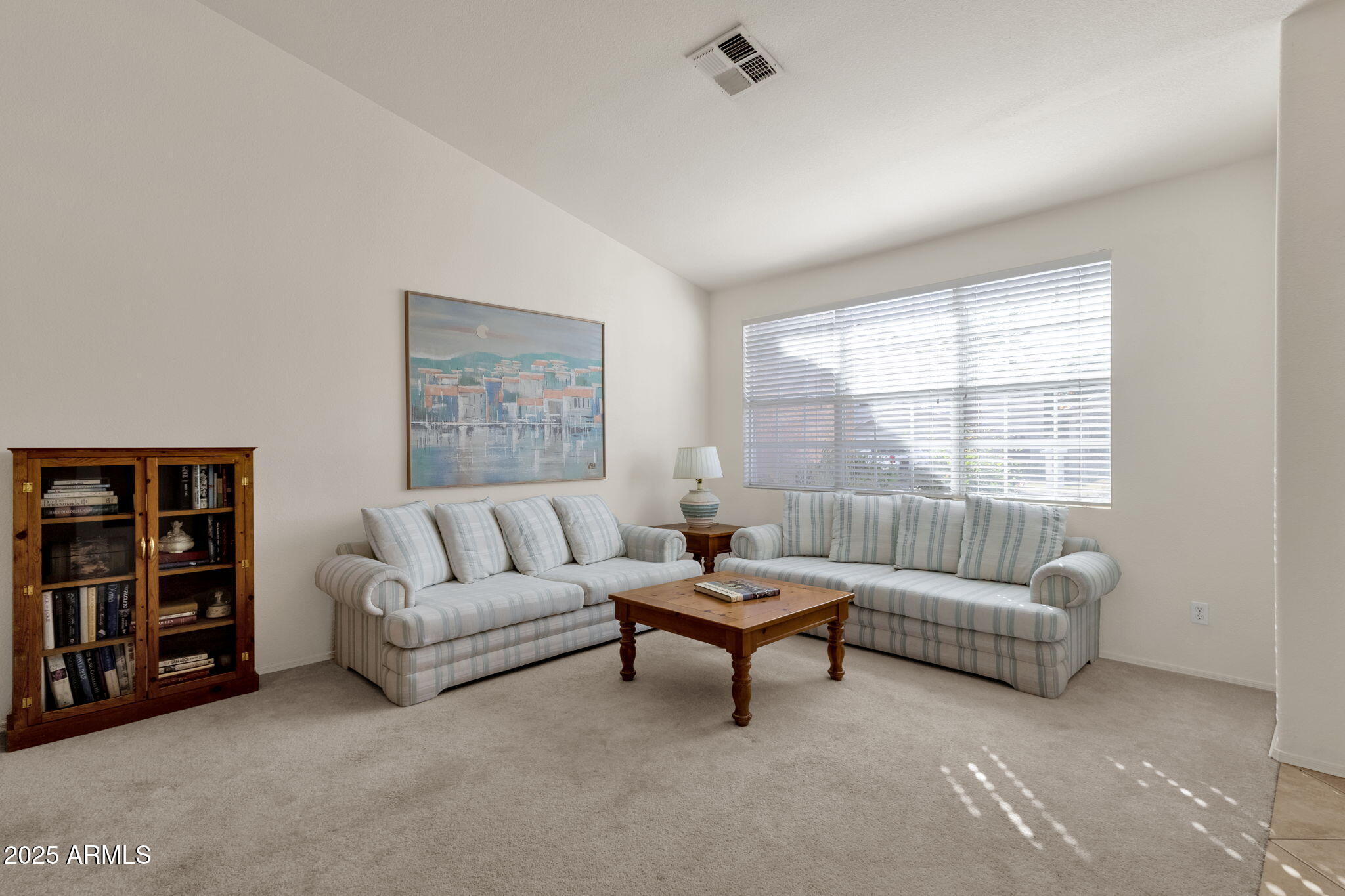 364 E APPALOOSA Court