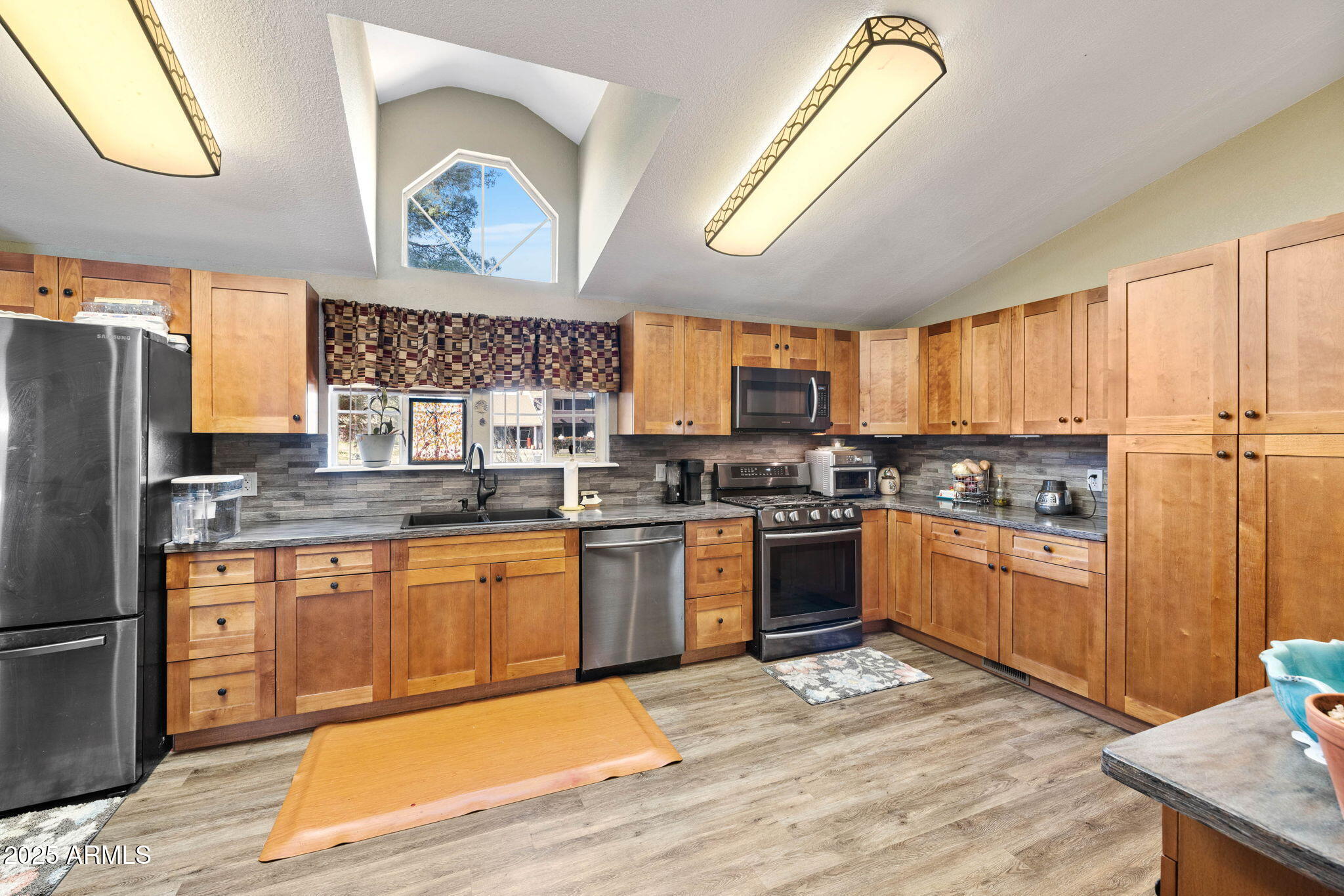 15325 S CORDES LAKES Drive