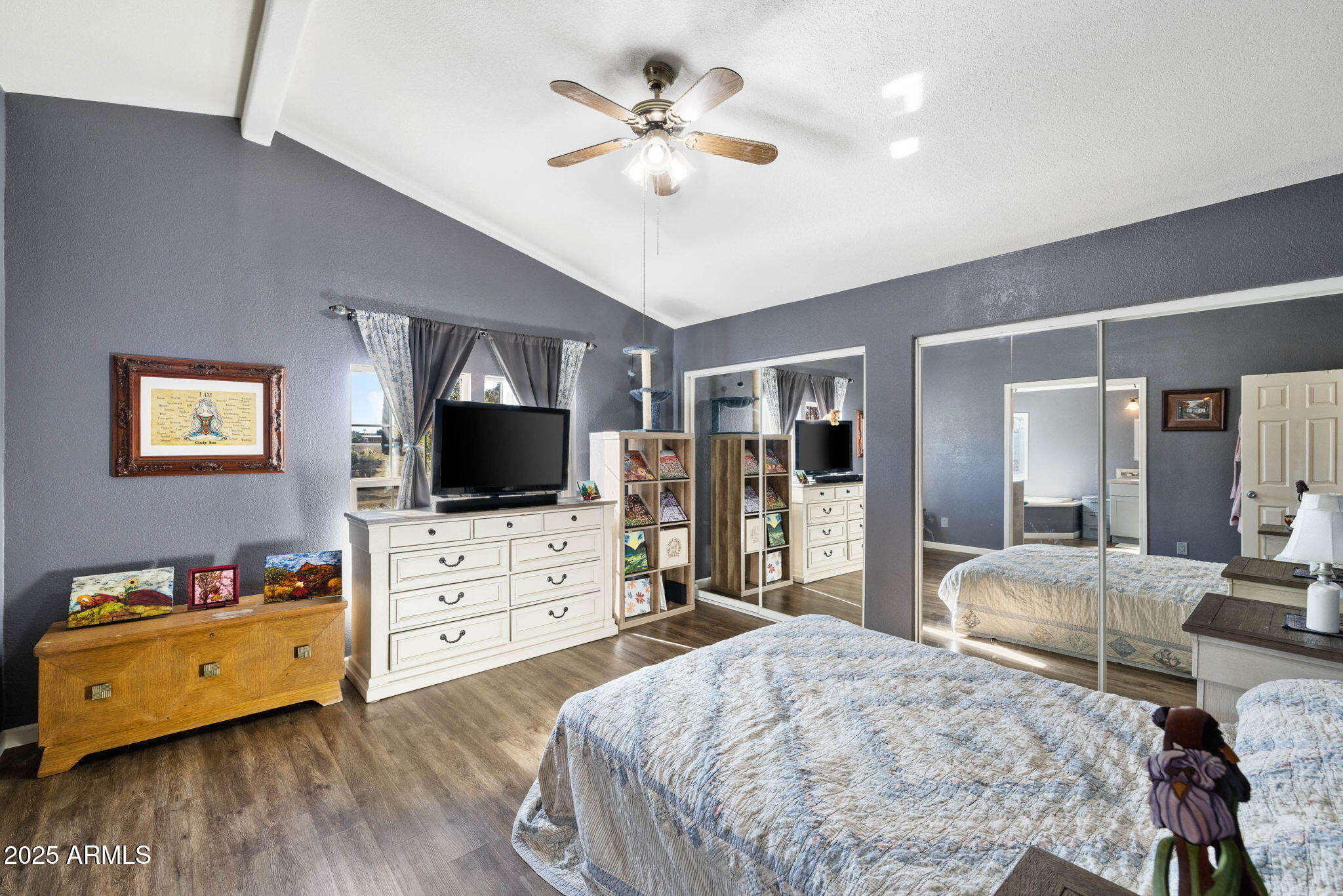 15325 S CORDES LAKES Drive