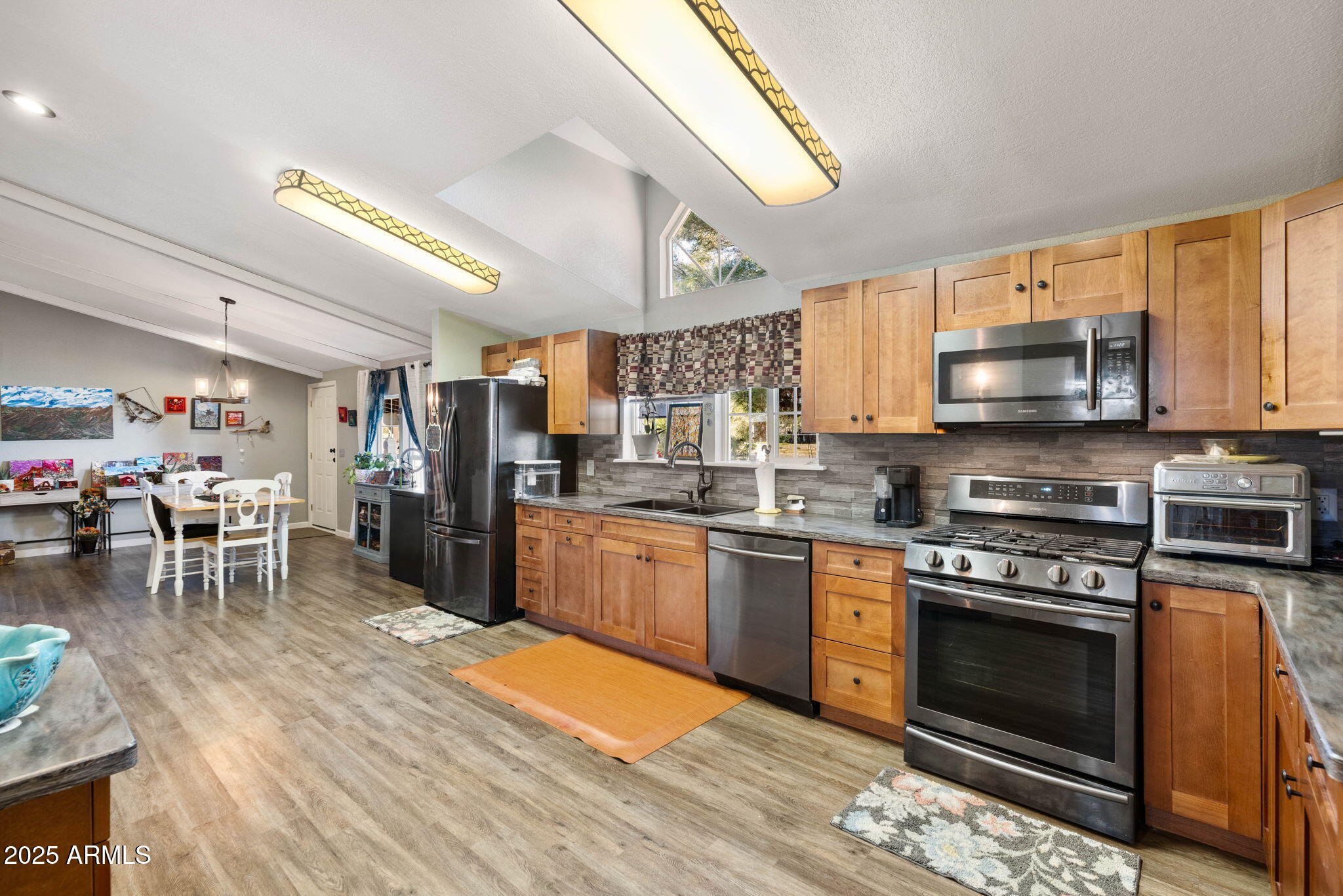 15325 S CORDES LAKES Drive