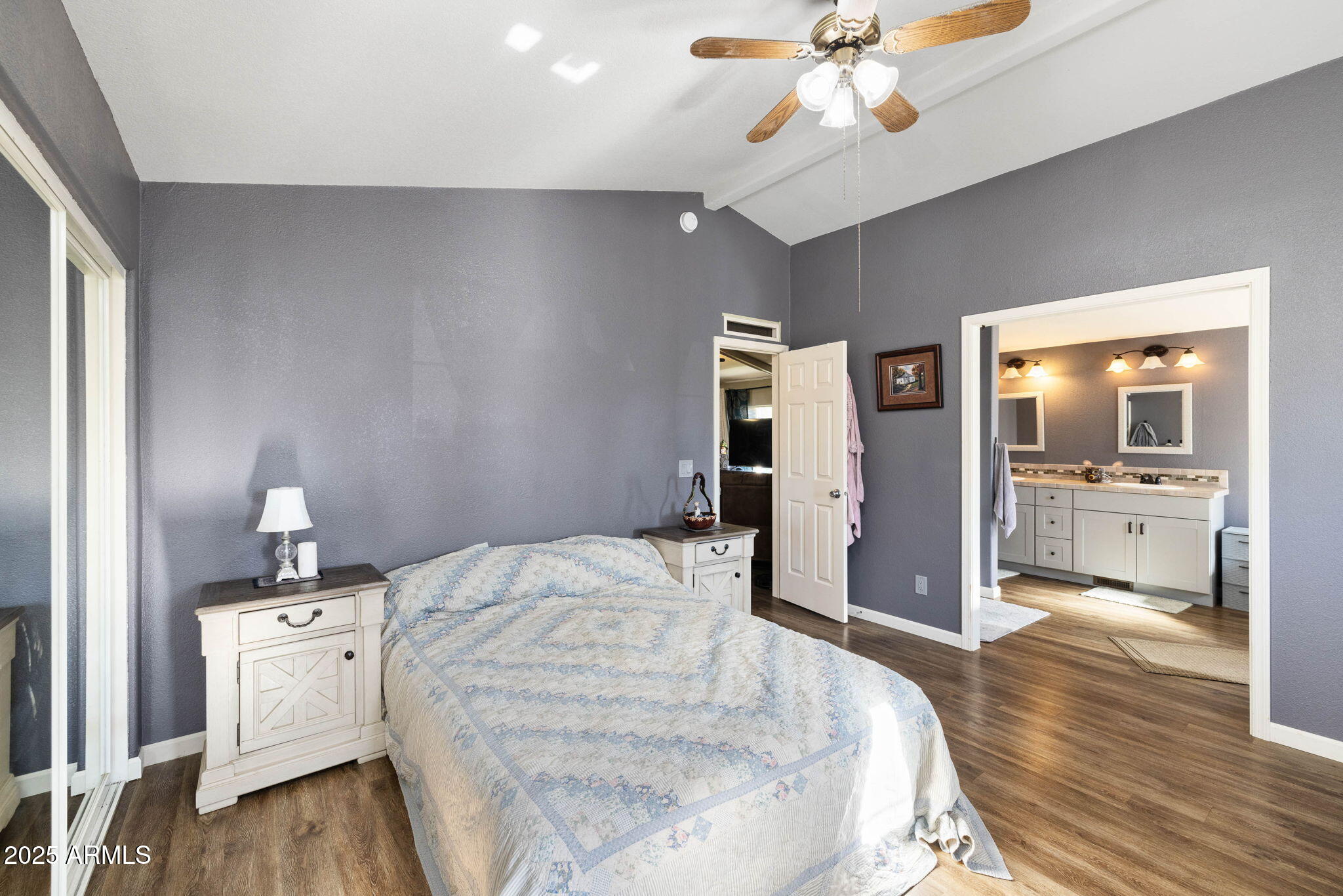 15325 S CORDES LAKES Drive